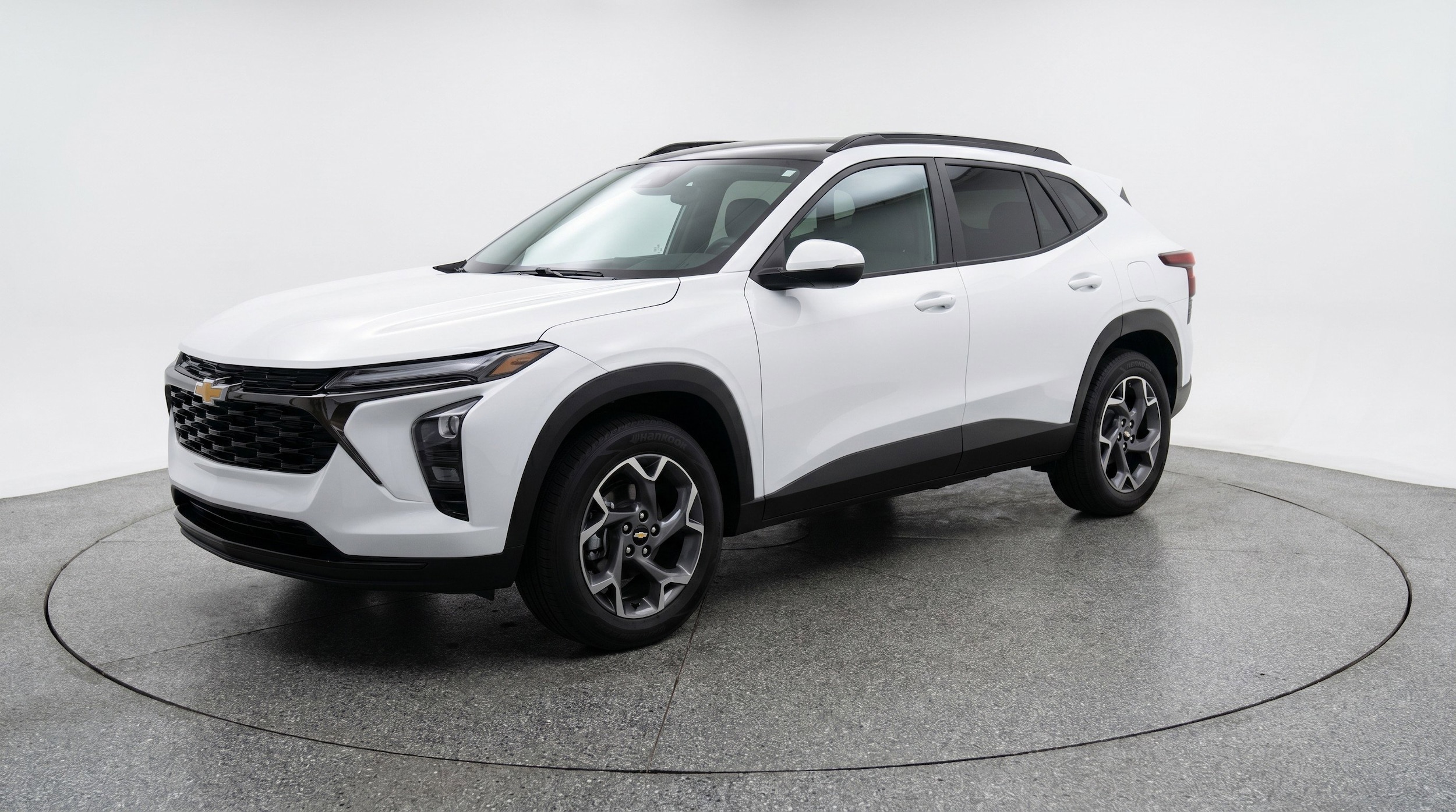 Thumbnail: 2025 Chevrolet Trax - 3