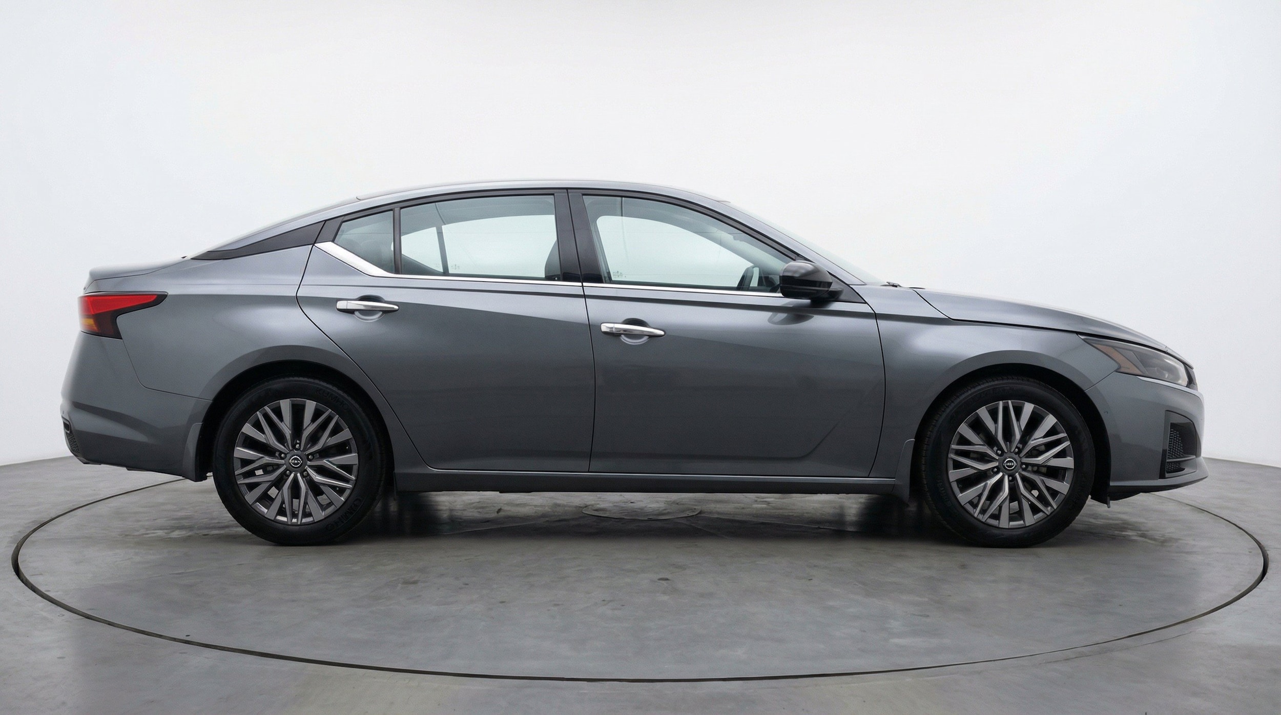 Thumbnail: 2025 Nissan Altima - 11