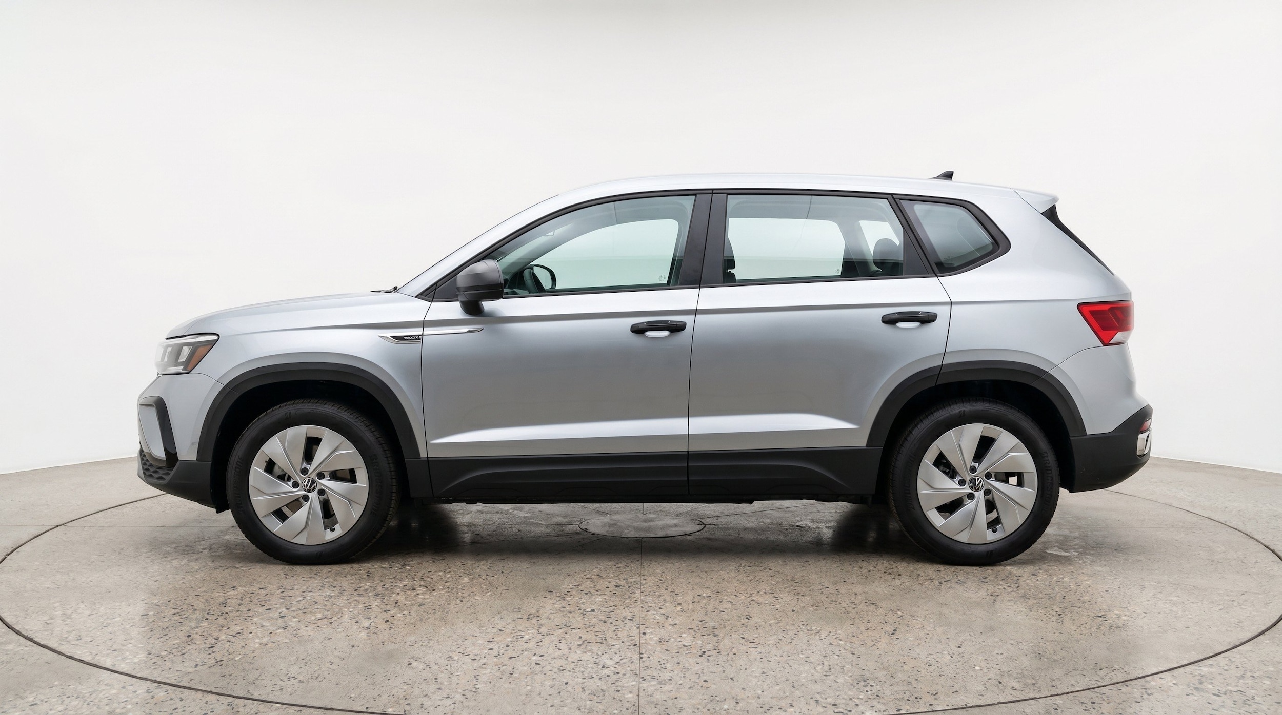 Thumbnail: 2026 Volkswagen Taos - 5