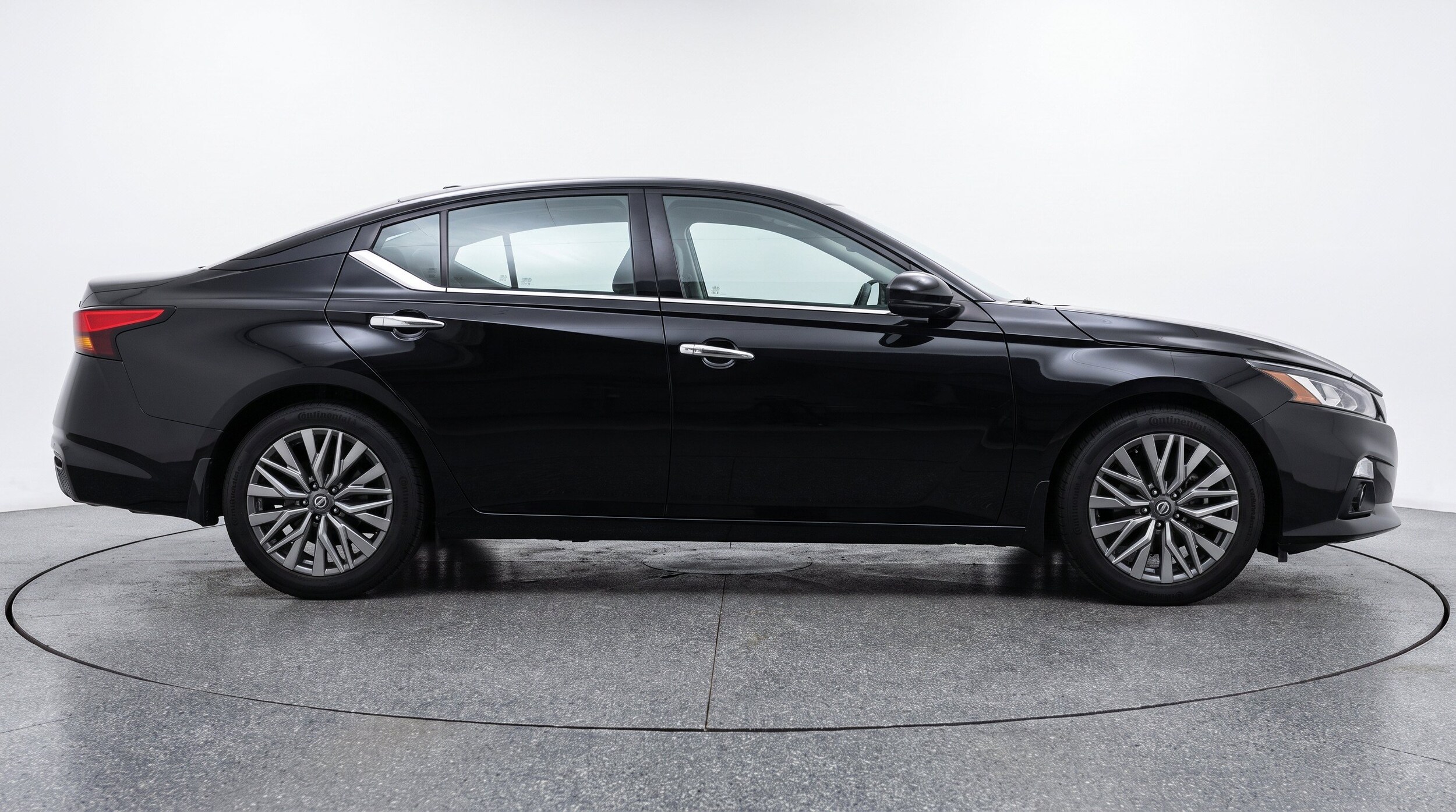 Thumbnail: 2025 Nissan Altima - 11