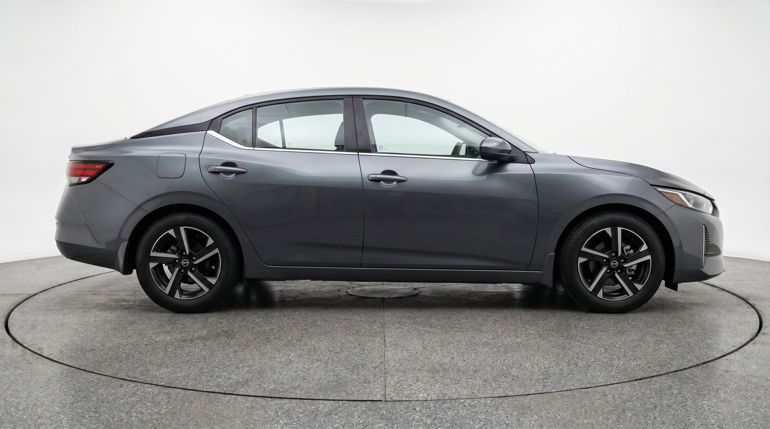 Thumbnail: 2025 Nissan Sentra - 11