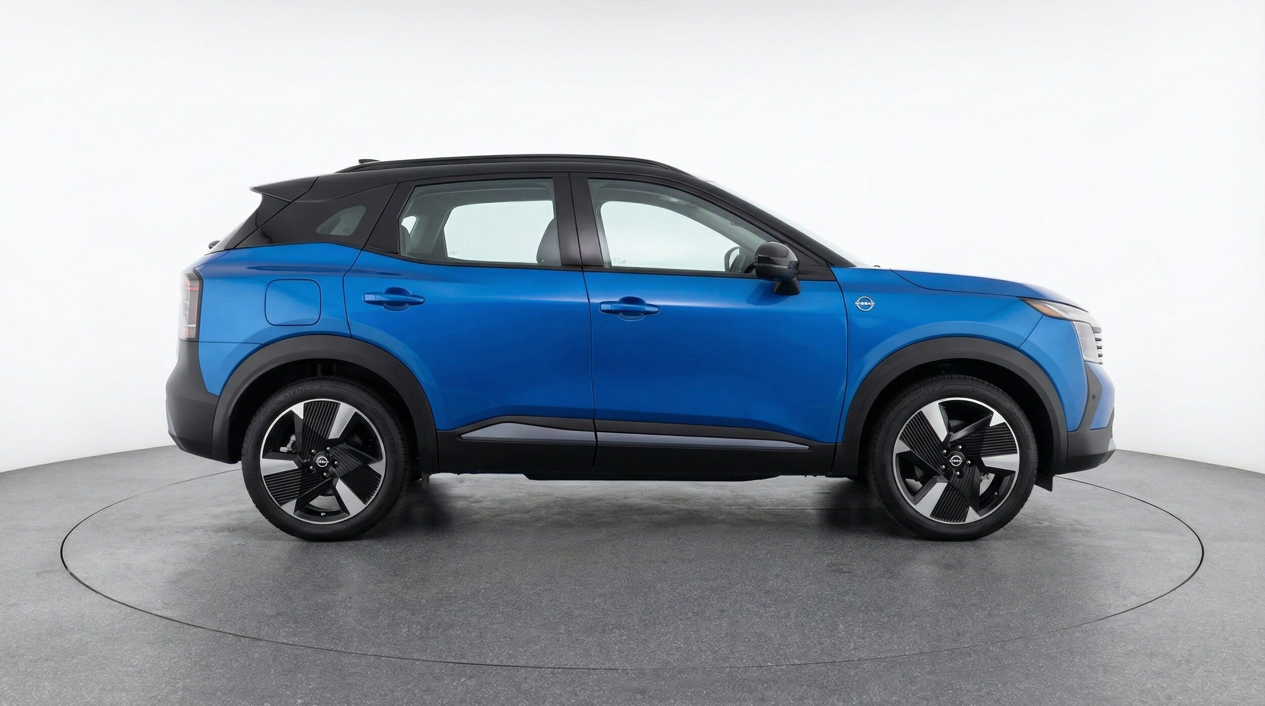 Thumbnail: 2026 Nissan Kicks - 11