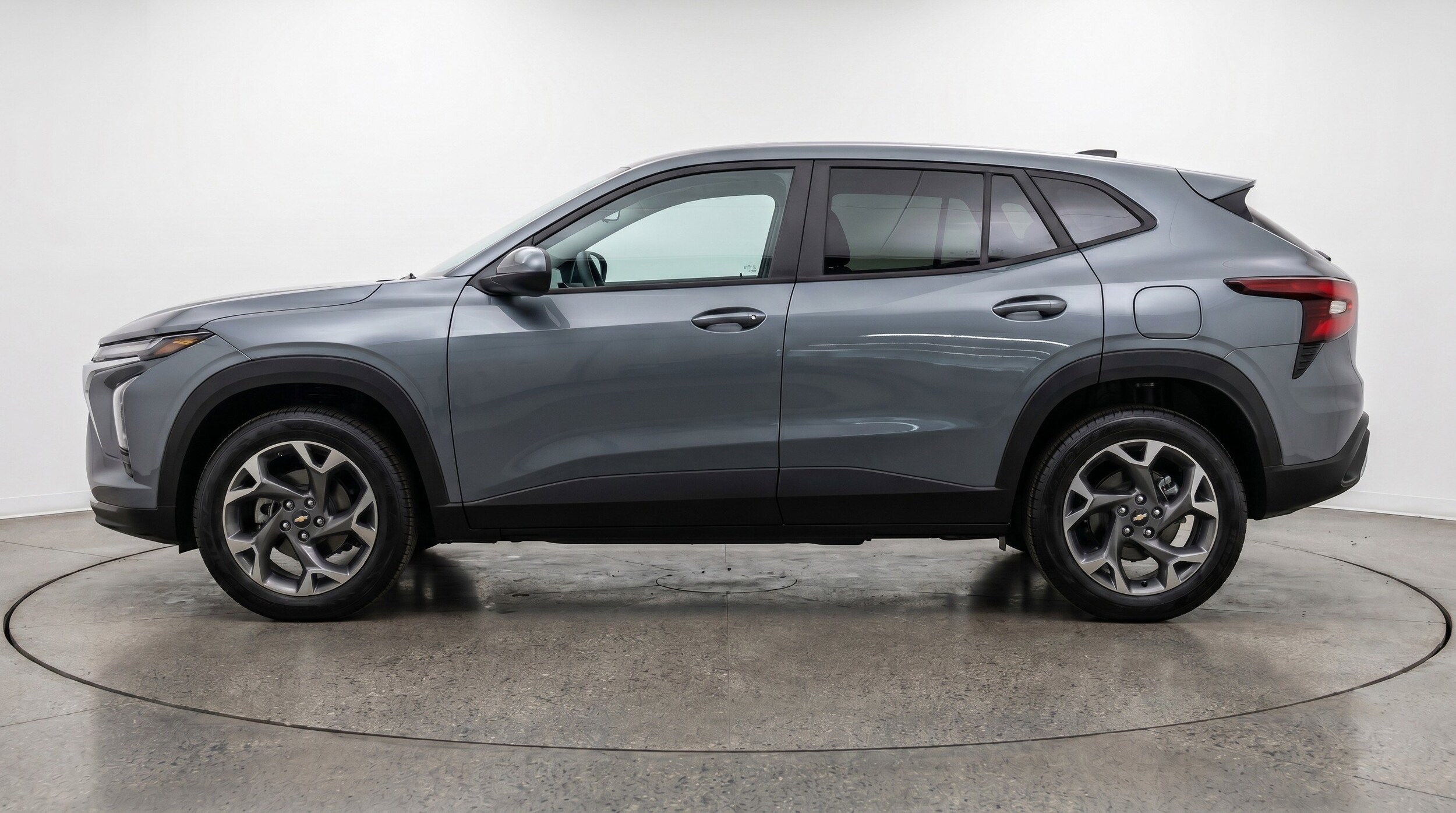 Thumbnail: 2025 Chevrolet Trax - 5