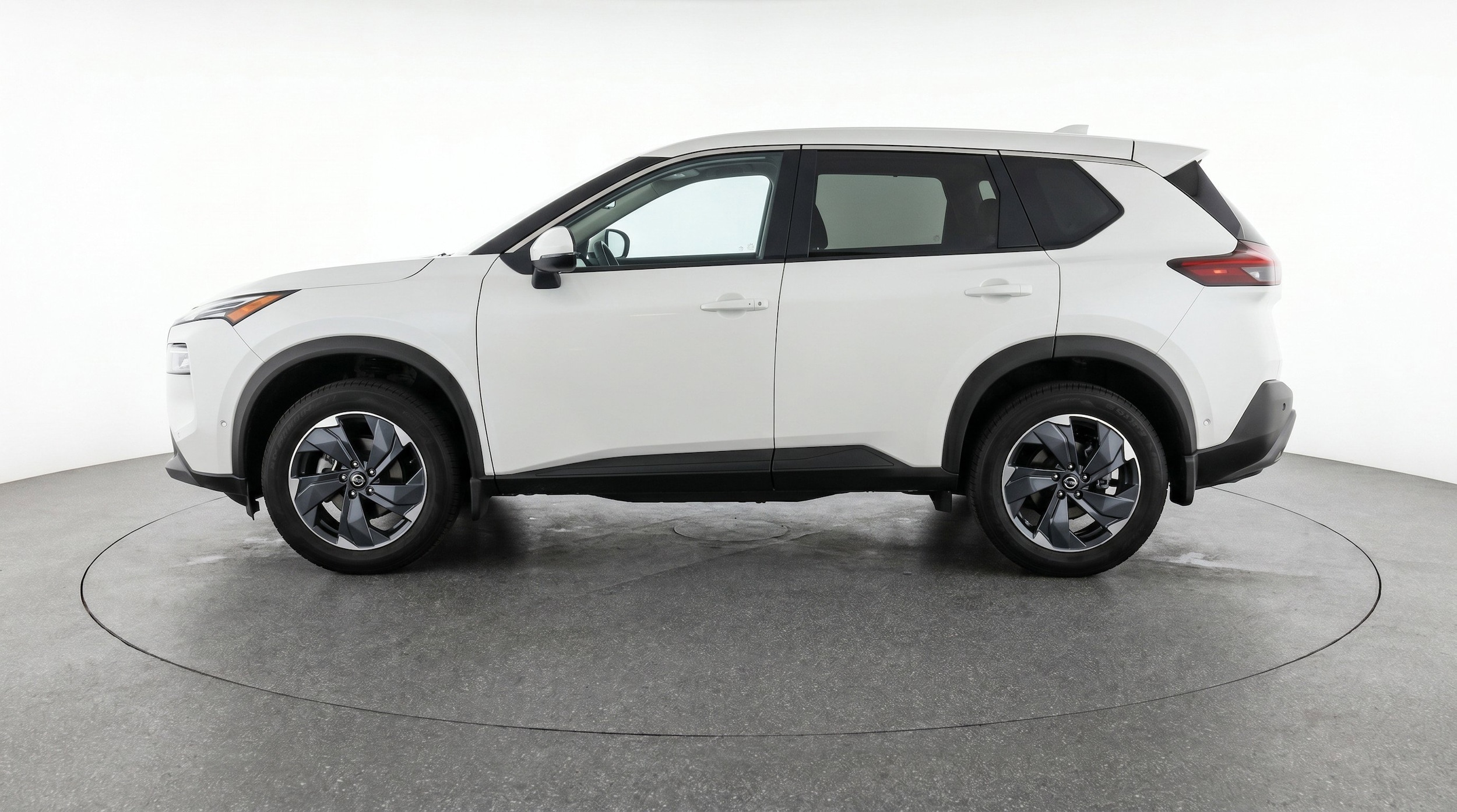 Thumbnail: 2025 Nissan Rogue - 5