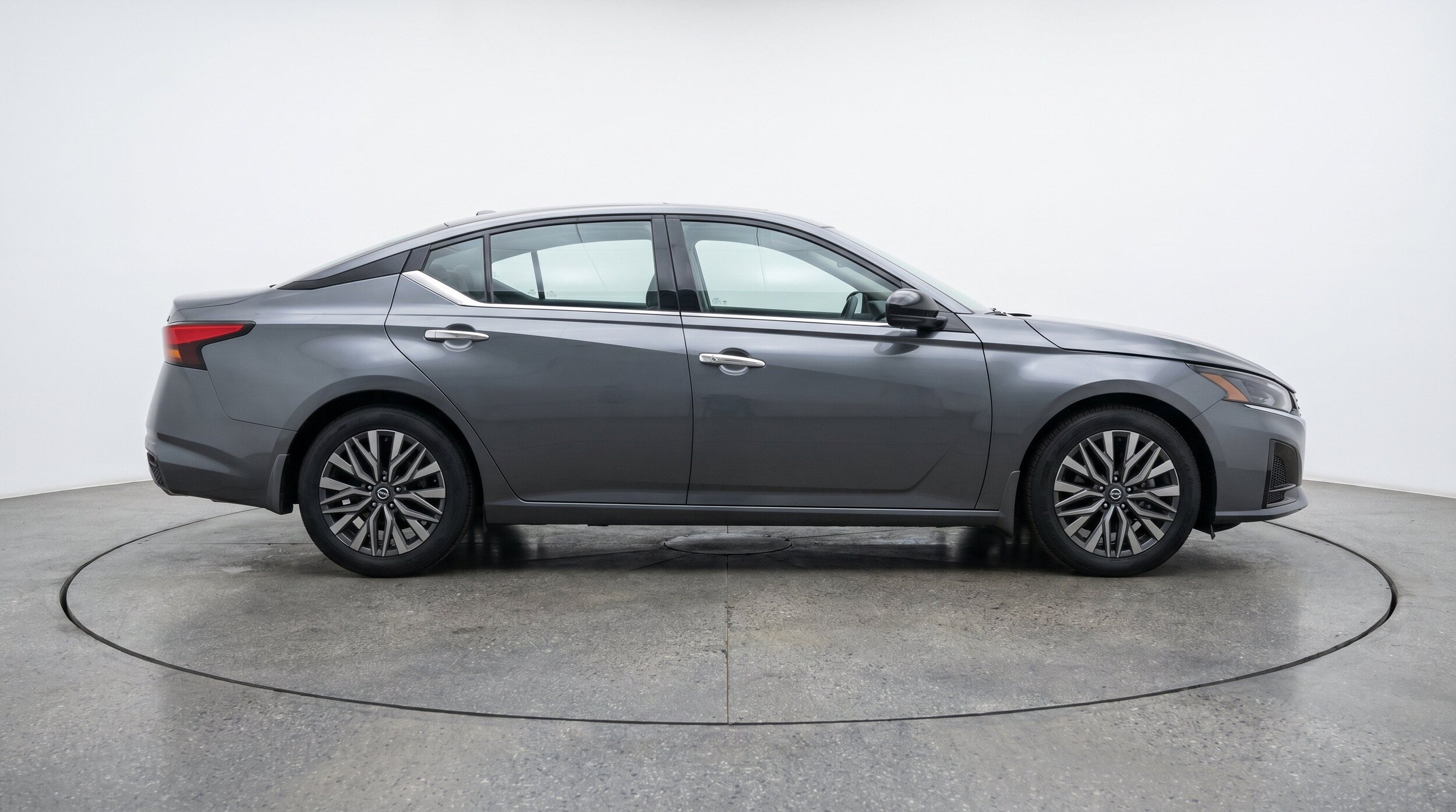 Thumbnail: 2025 Nissan Altima - 11