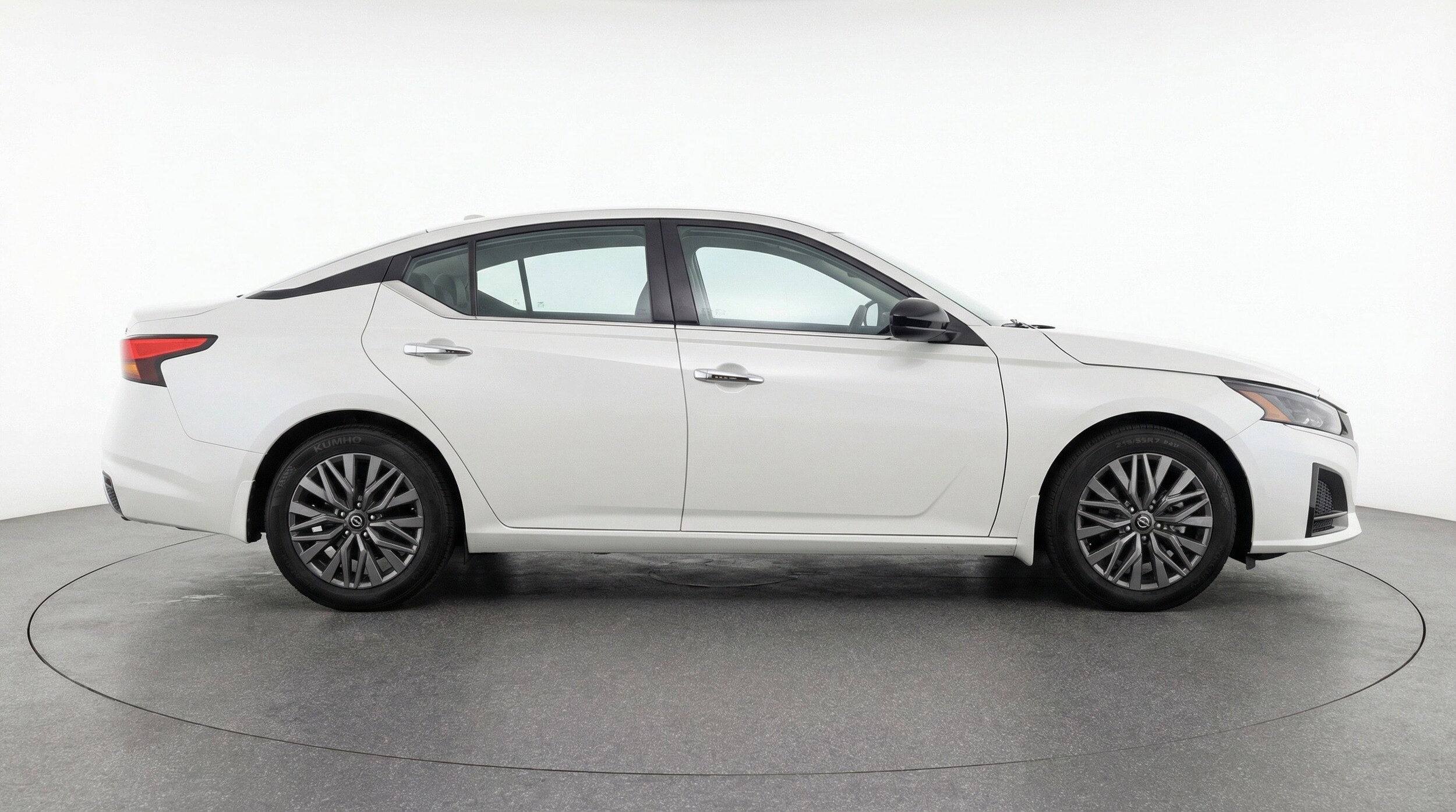 Thumbnail: 2025 Nissan Altima - 11