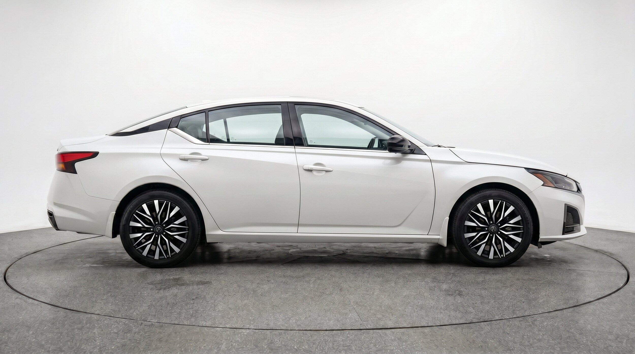 Thumbnail: 2026 Nissan Altima - 10