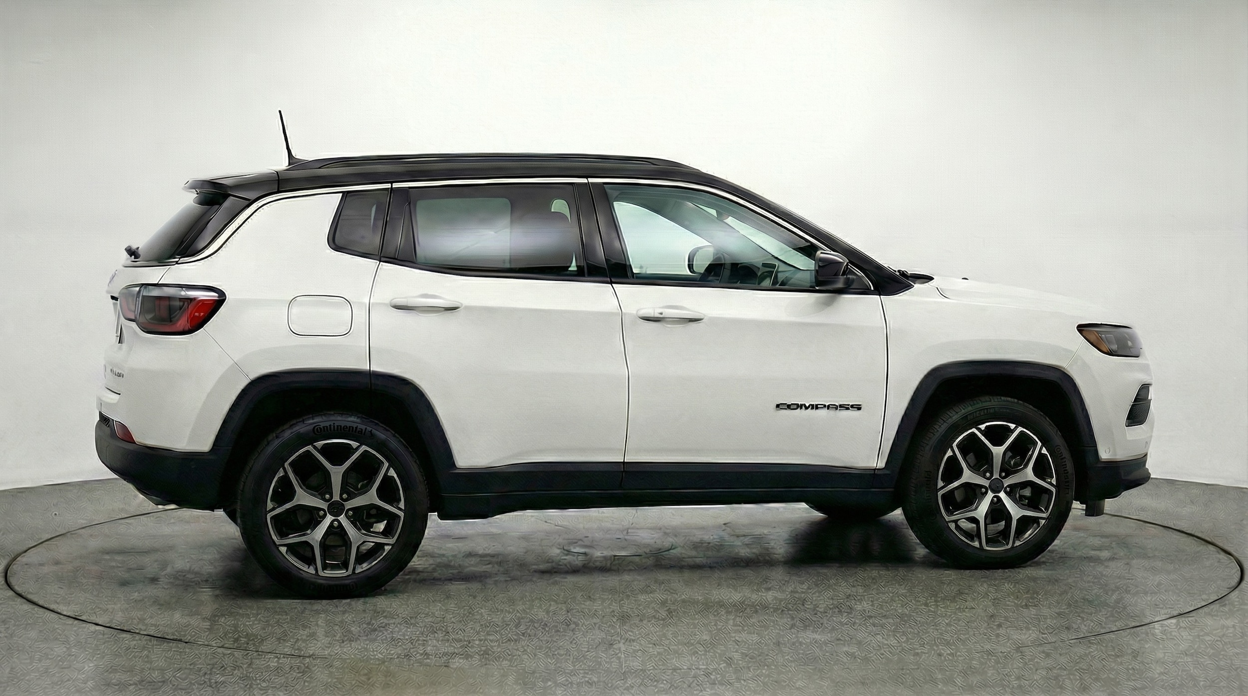 Thumbnail: 2025 Jeep Compass - 8