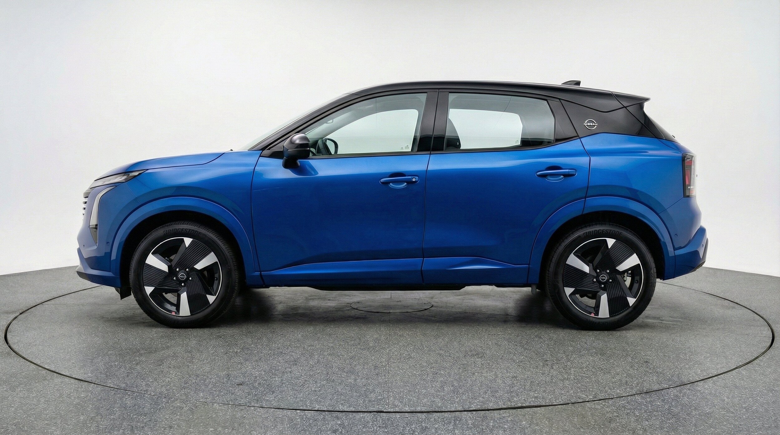 Thumbnail: 2026 Nissan Kicks - 5