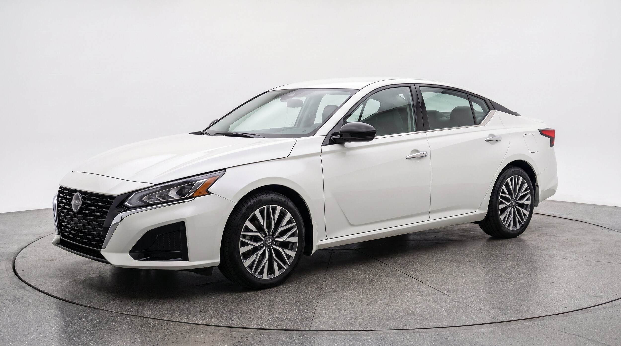 Thumbnail: 2025 Nissan Altima - 3