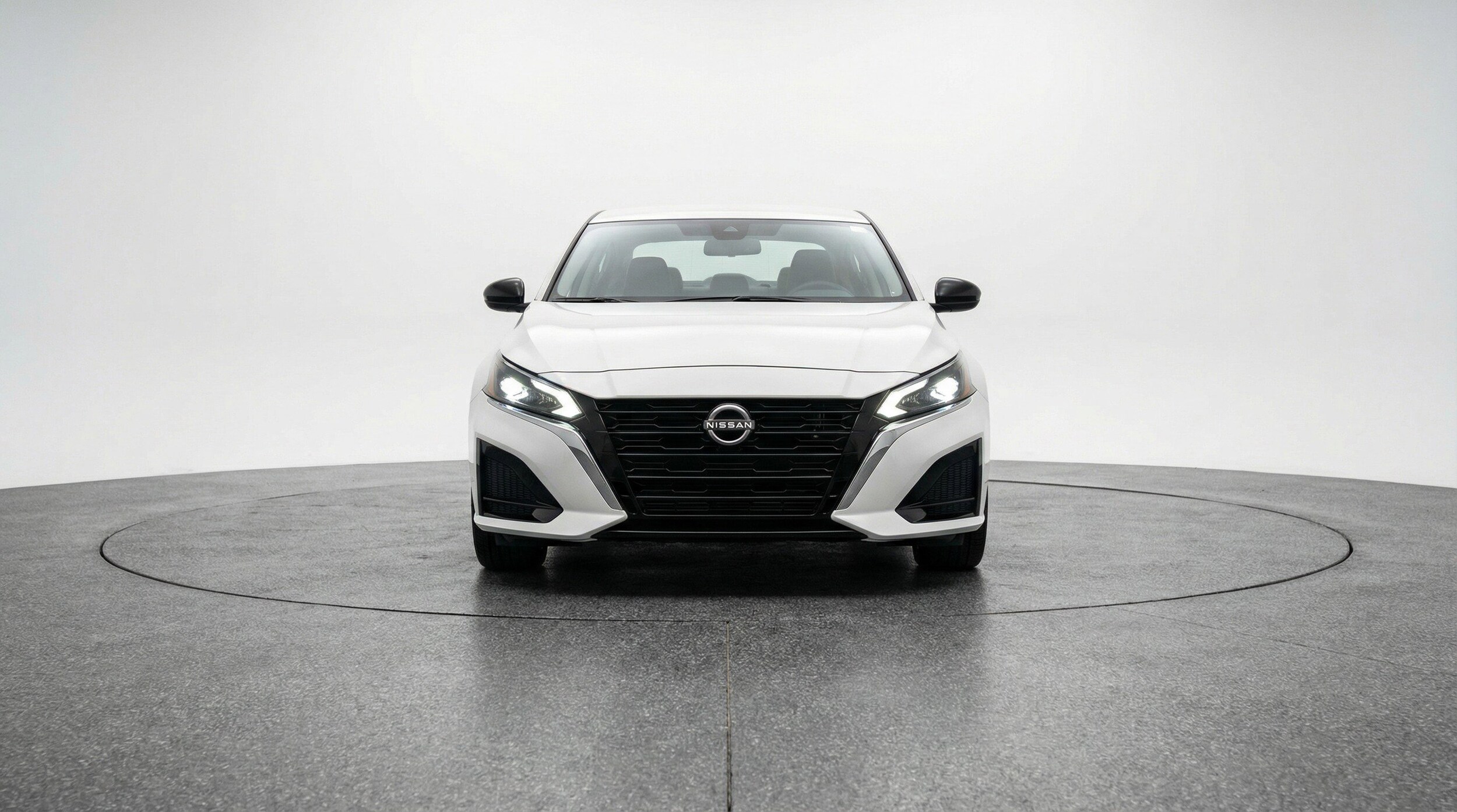 Thumbnail: 2025 Nissan Altima - 2