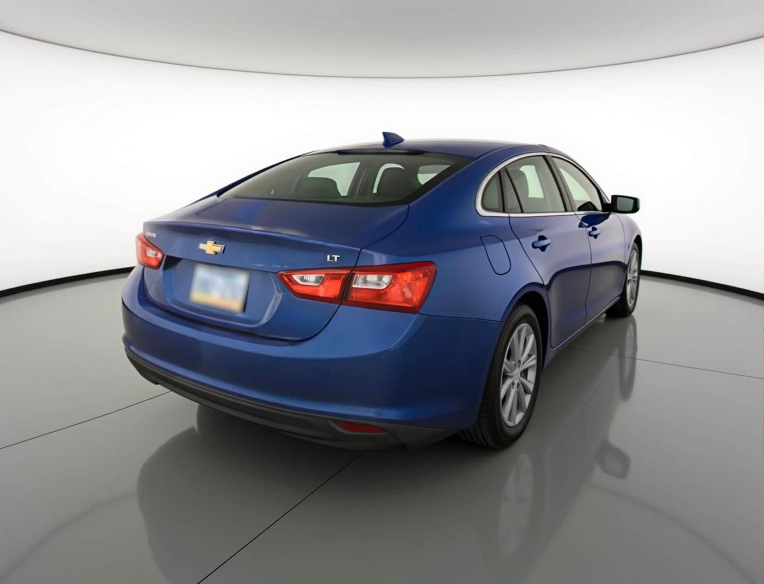 Thumbnail: 2024 Chevrolet Malibu - 9