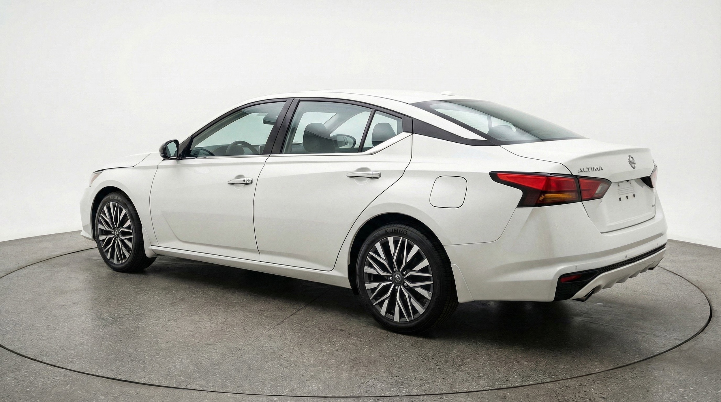 Thumbnail: 2025 Nissan Altima - 6