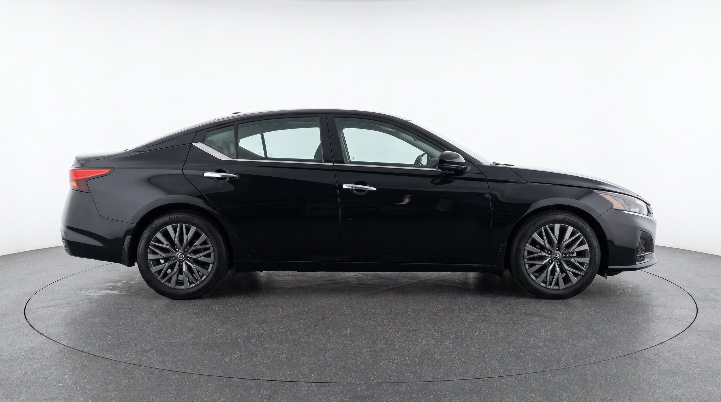 Thumbnail: 2025 Nissan Altima - 11