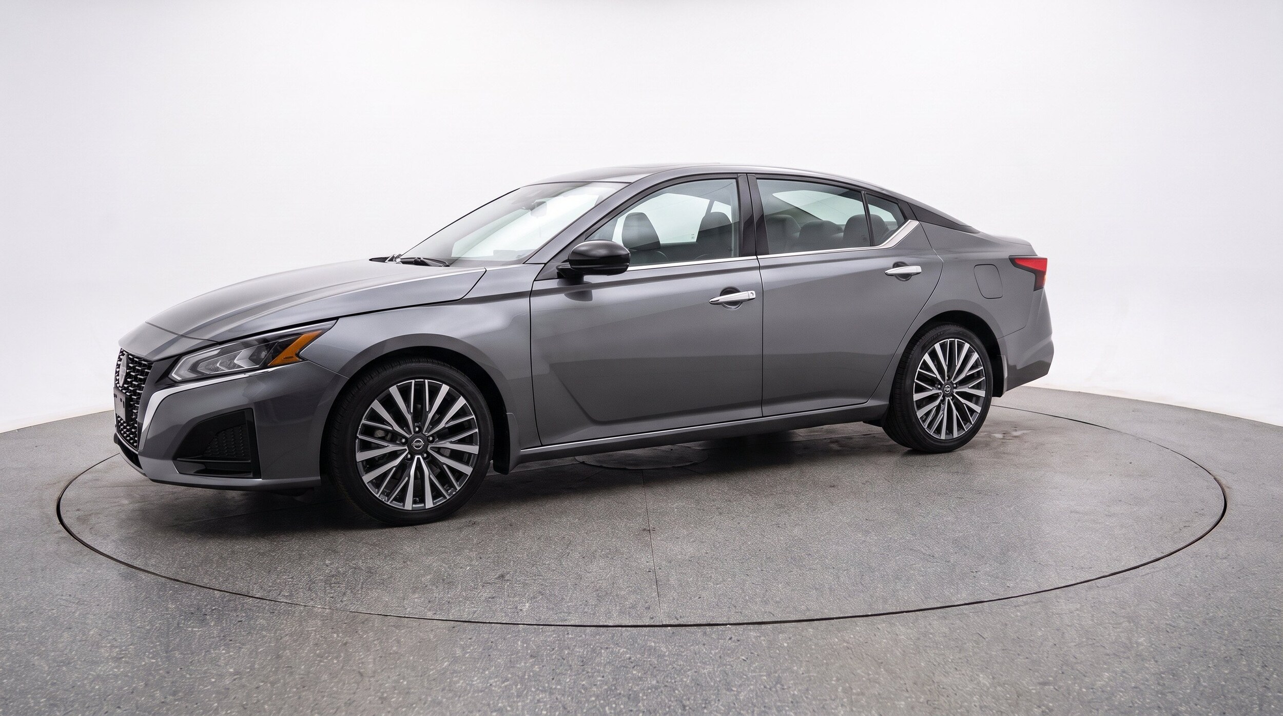 Thumbnail: 2025 Nissan Altima - 3