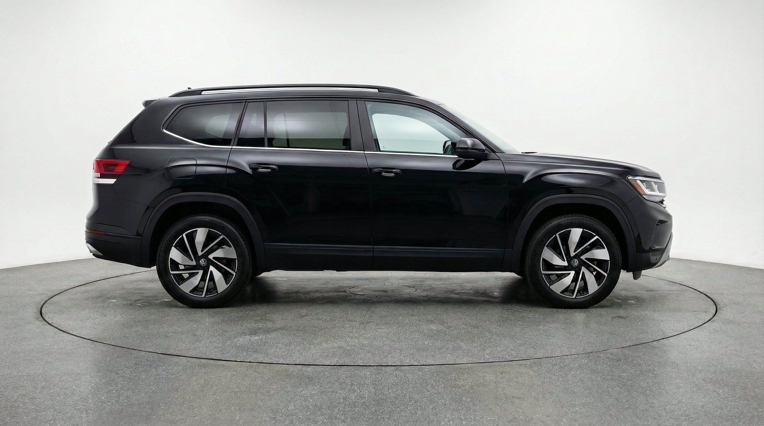 Thumbnail: 2026 Volkswagen Atlas - 11
