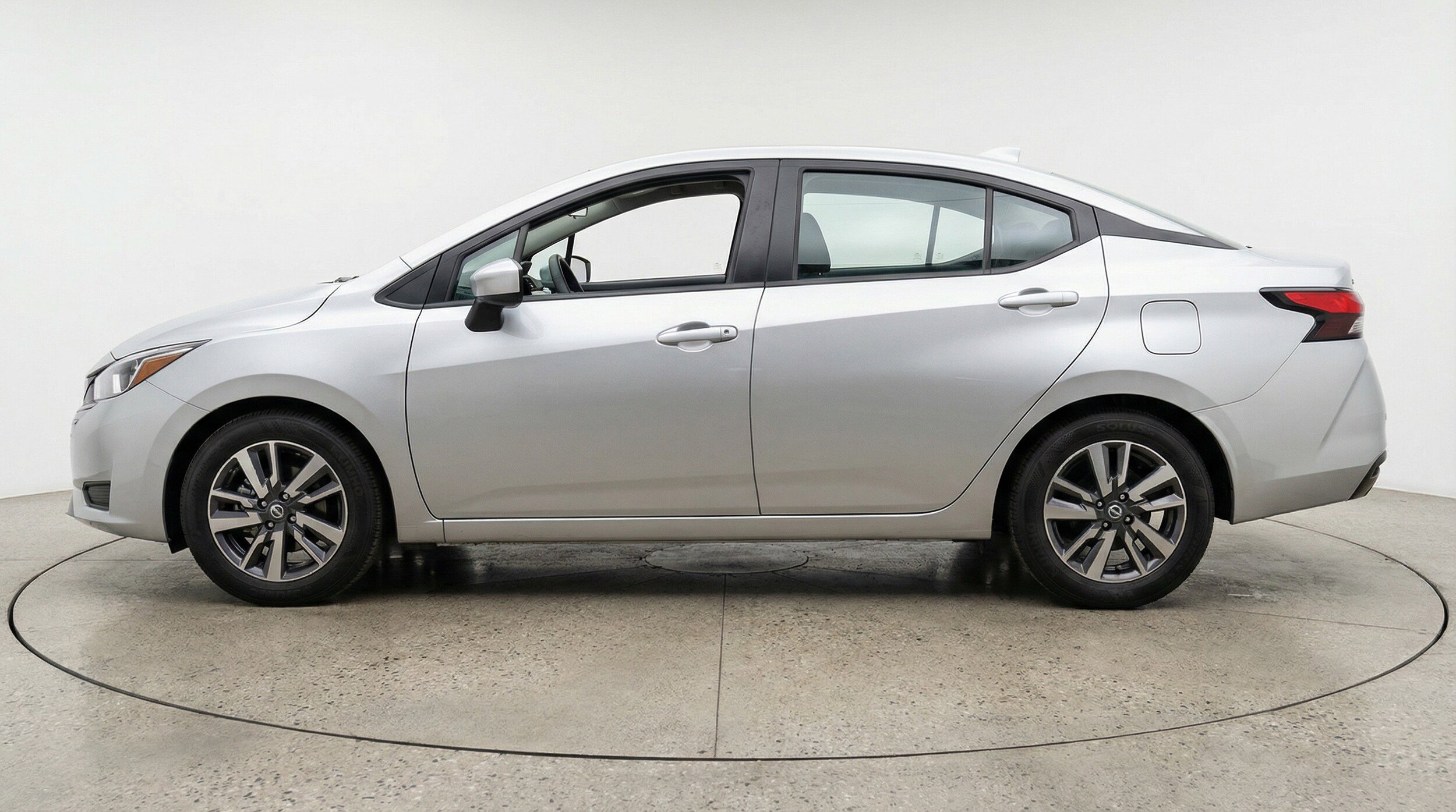 Thumbnail: 2025 Nissan Versa - 5