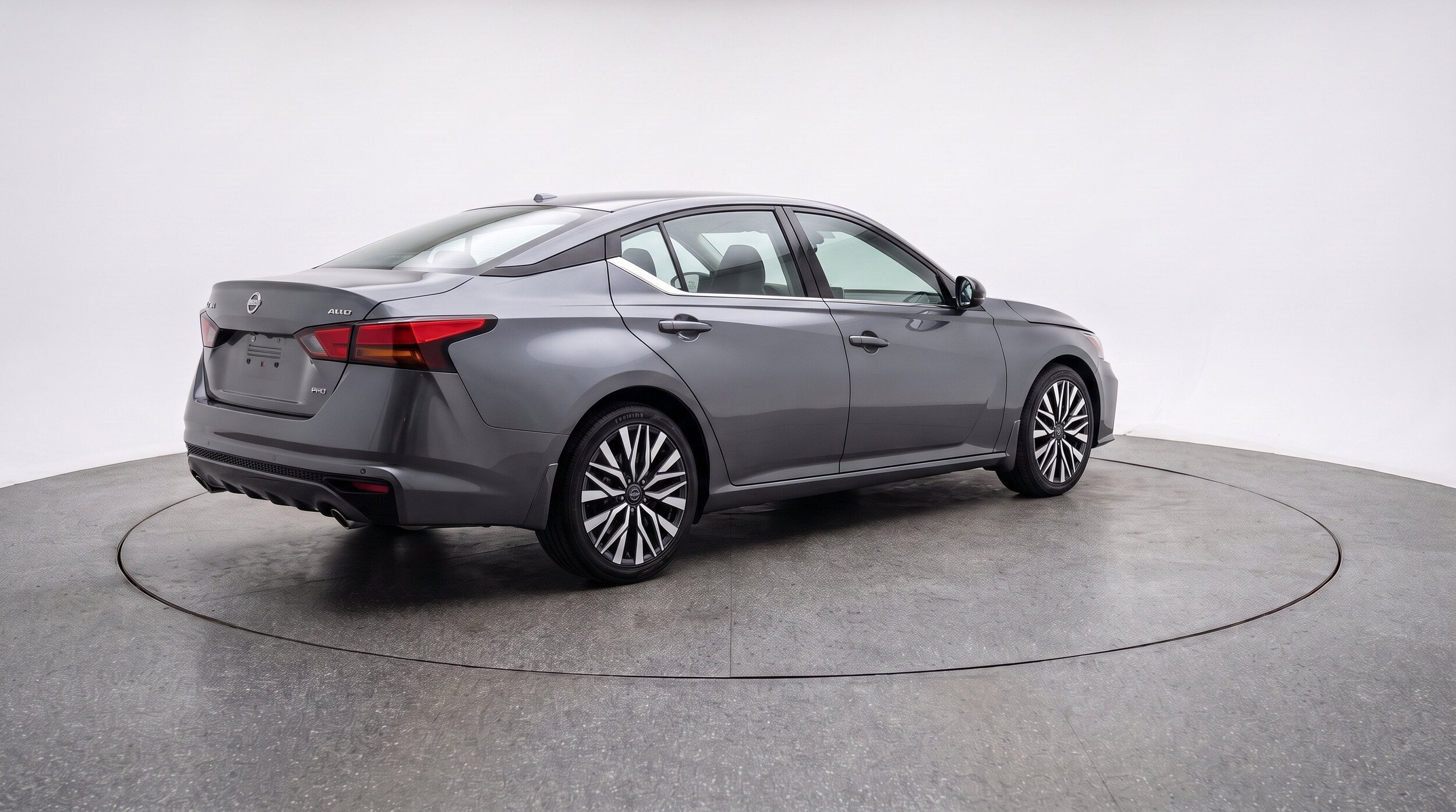 Thumbnail: 2025 Nissan Altima - 9
