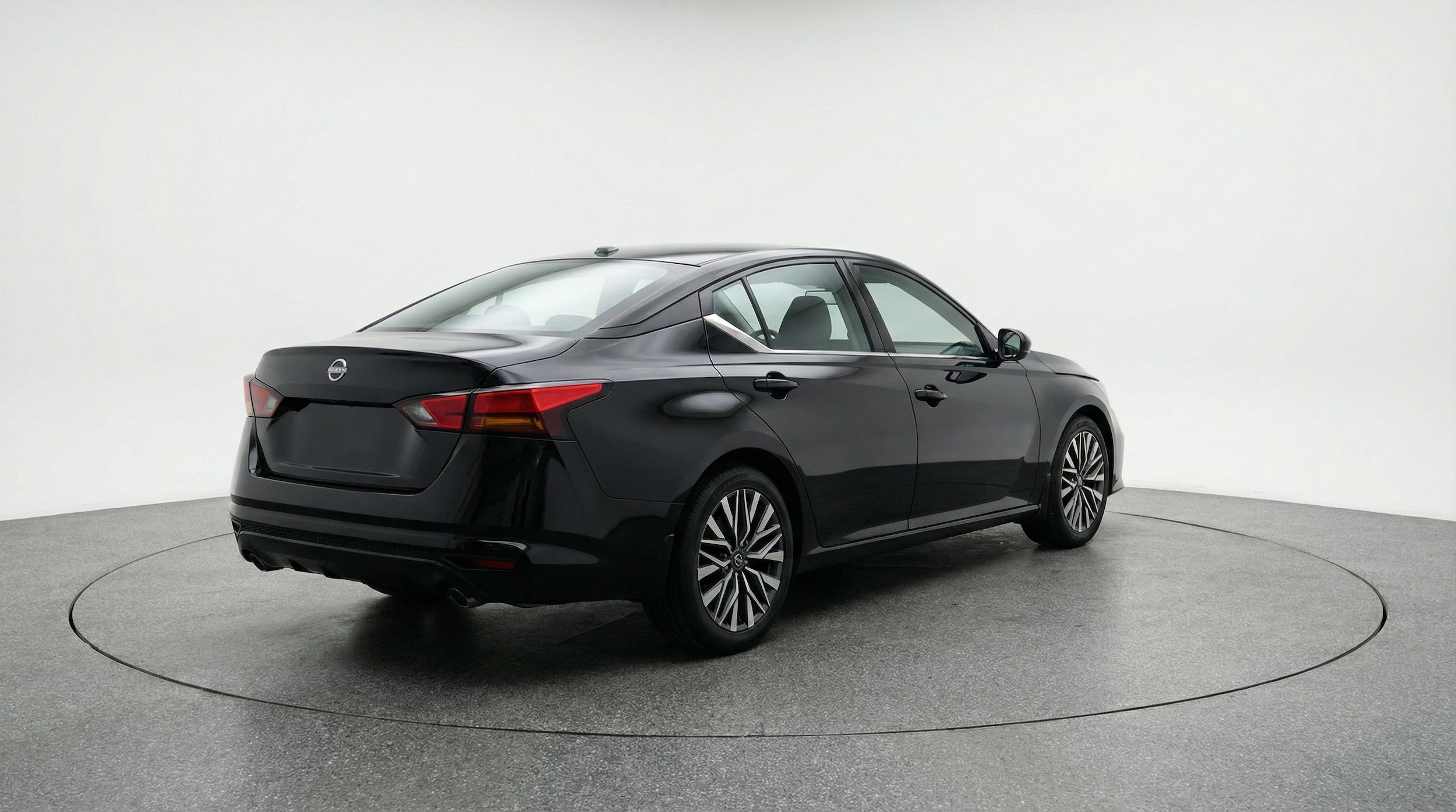 Thumbnail: 2025 Nissan Altima - 9