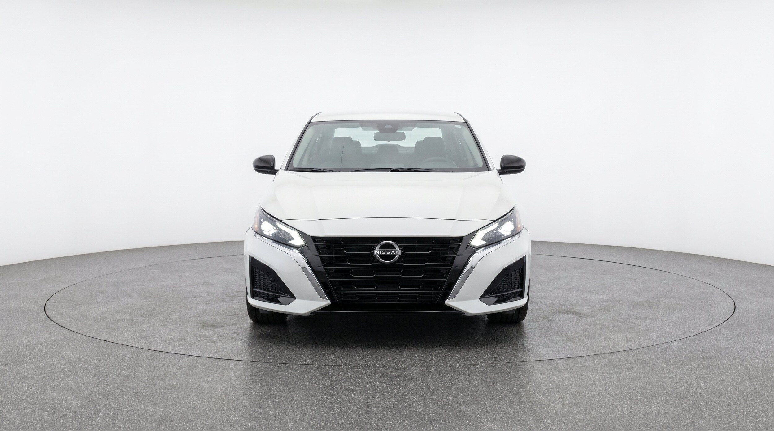 Thumbnail: 2025 Nissan Altima - 2