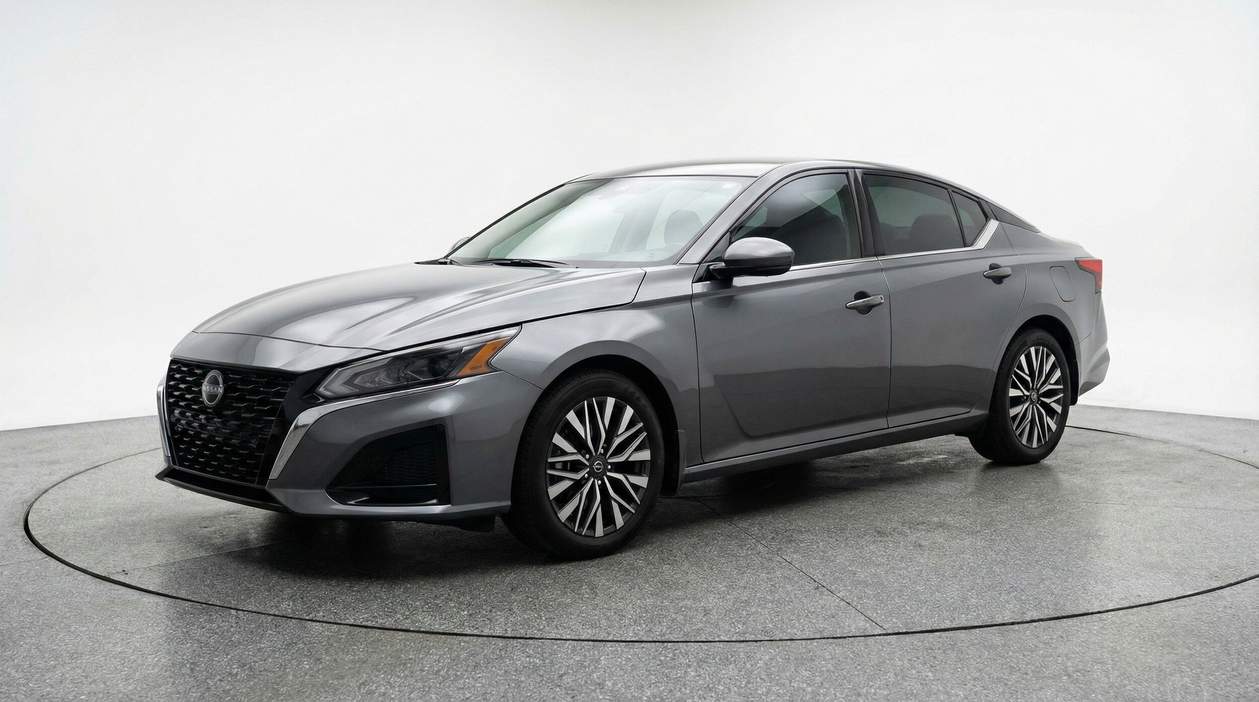 Thumbnail: 2025 Nissan Altima - 3