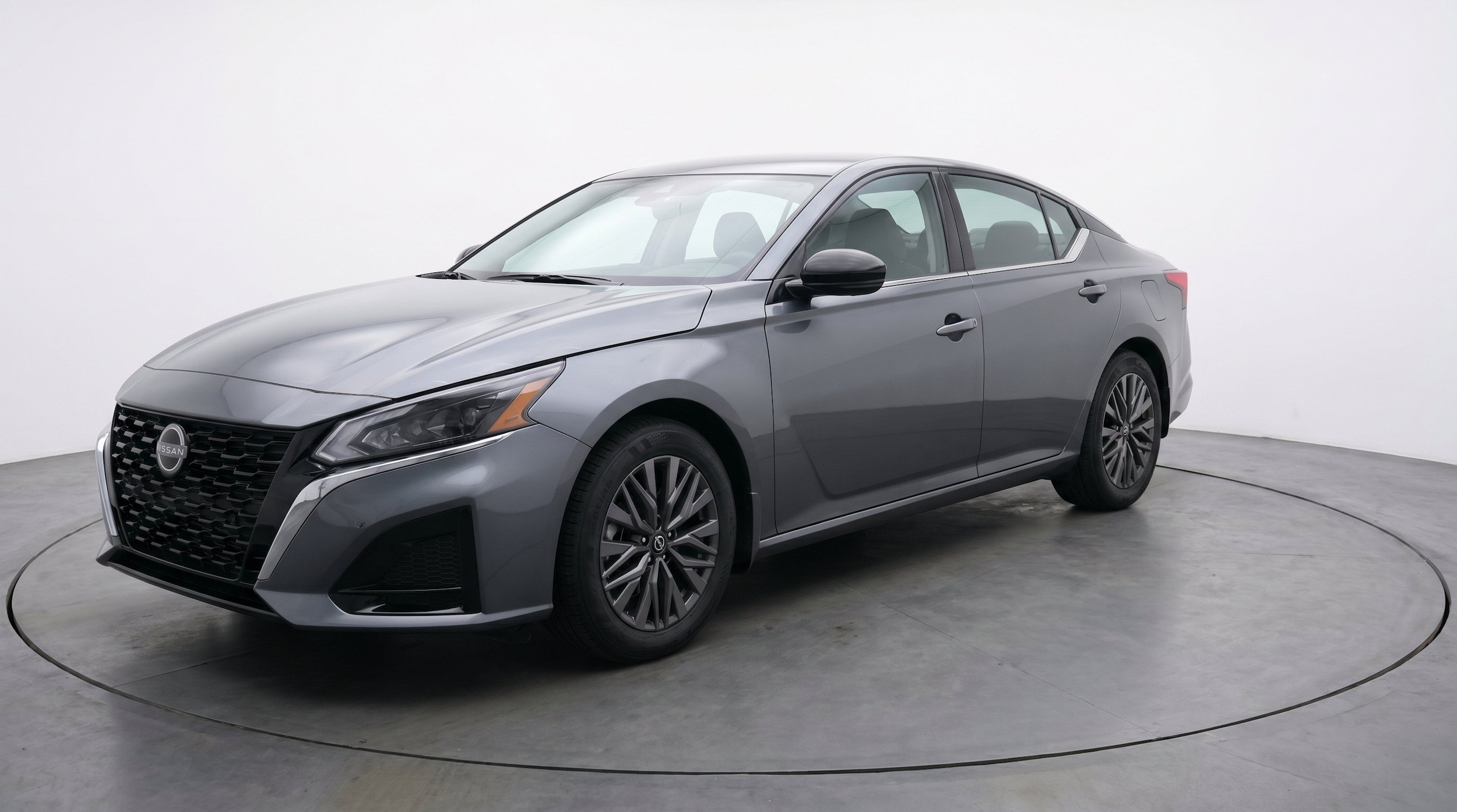 Thumbnail: 2025 Nissan Altima - 3