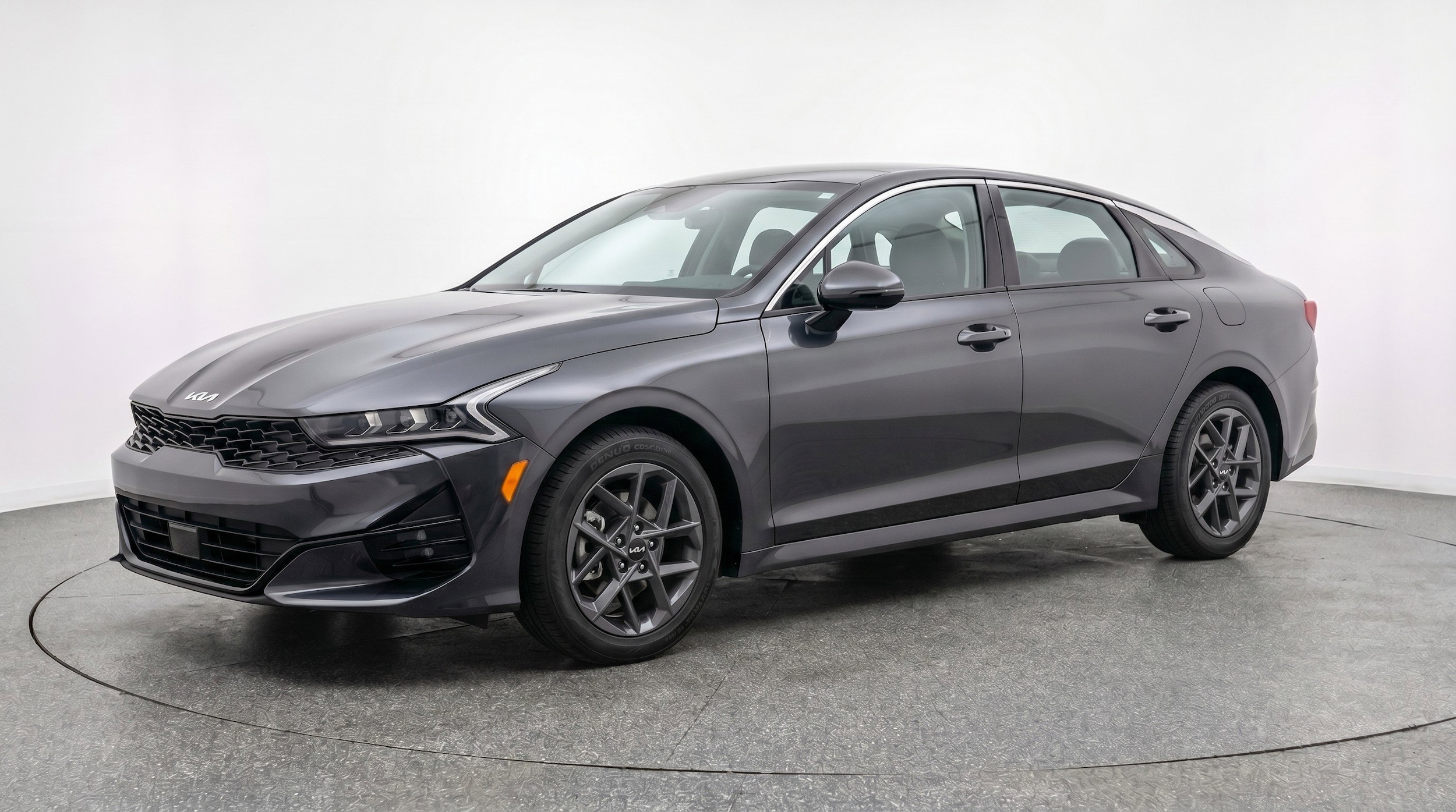 Thumbnail: 2025 Kia K5 - 3
