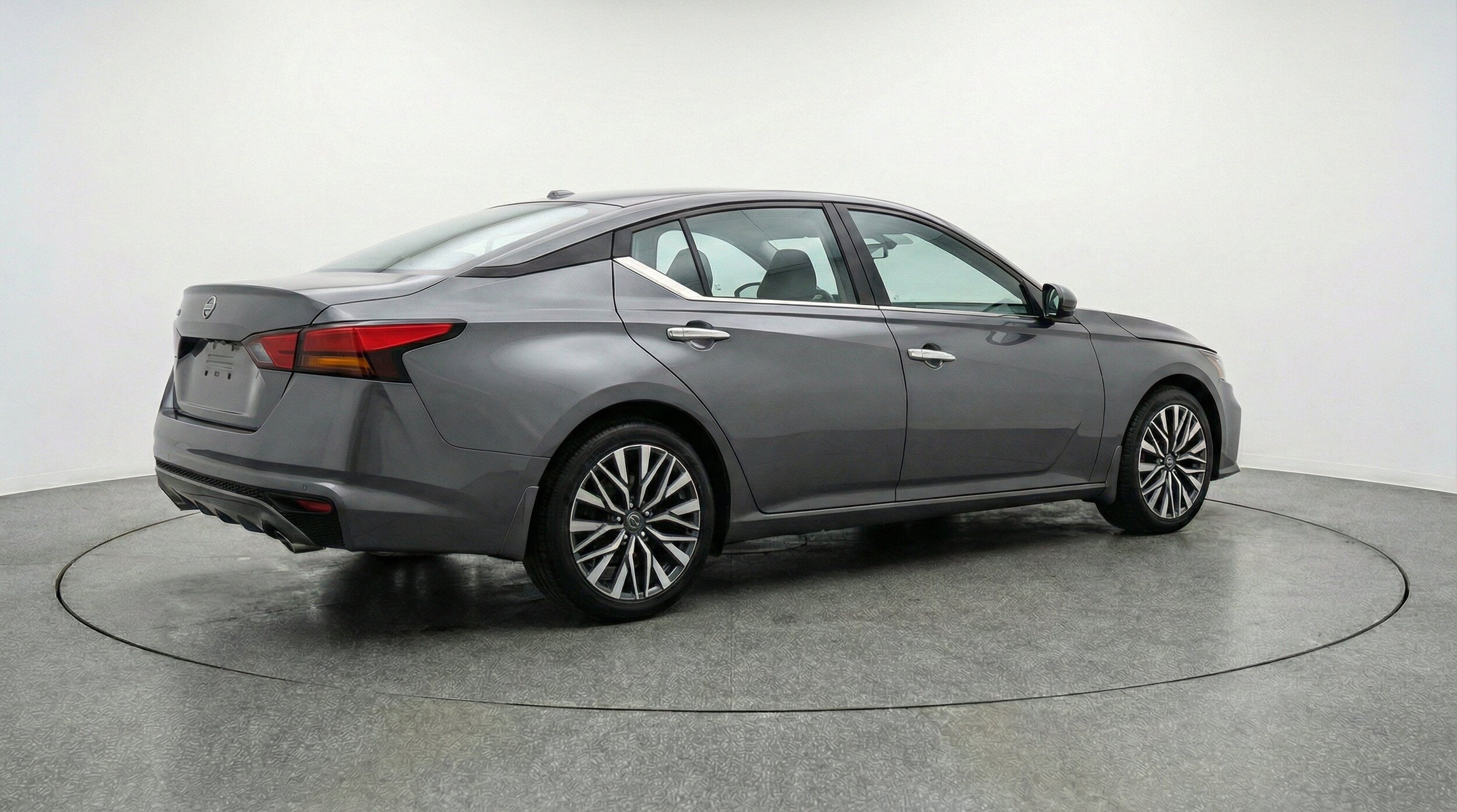Thumbnail: 2025 Nissan Altima - 9