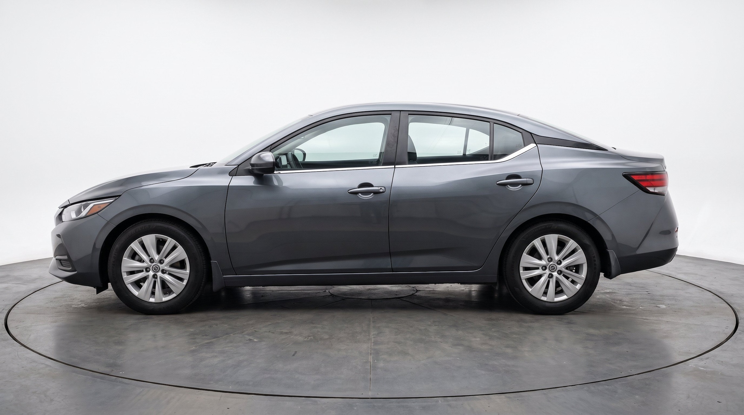 Thumbnail: 2025 Nissan Sentra - 5