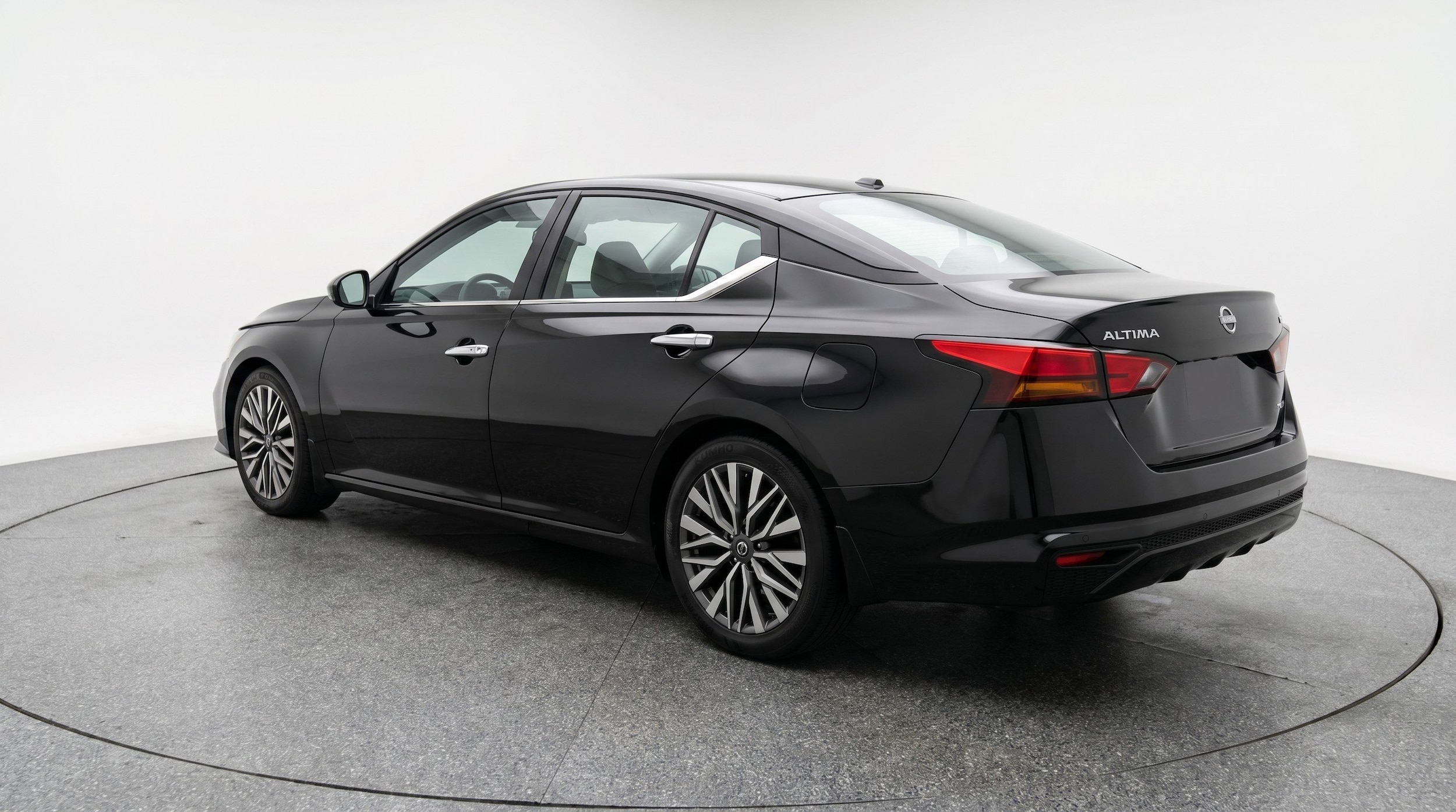 Thumbnail: 2025 Nissan Altima - 6
