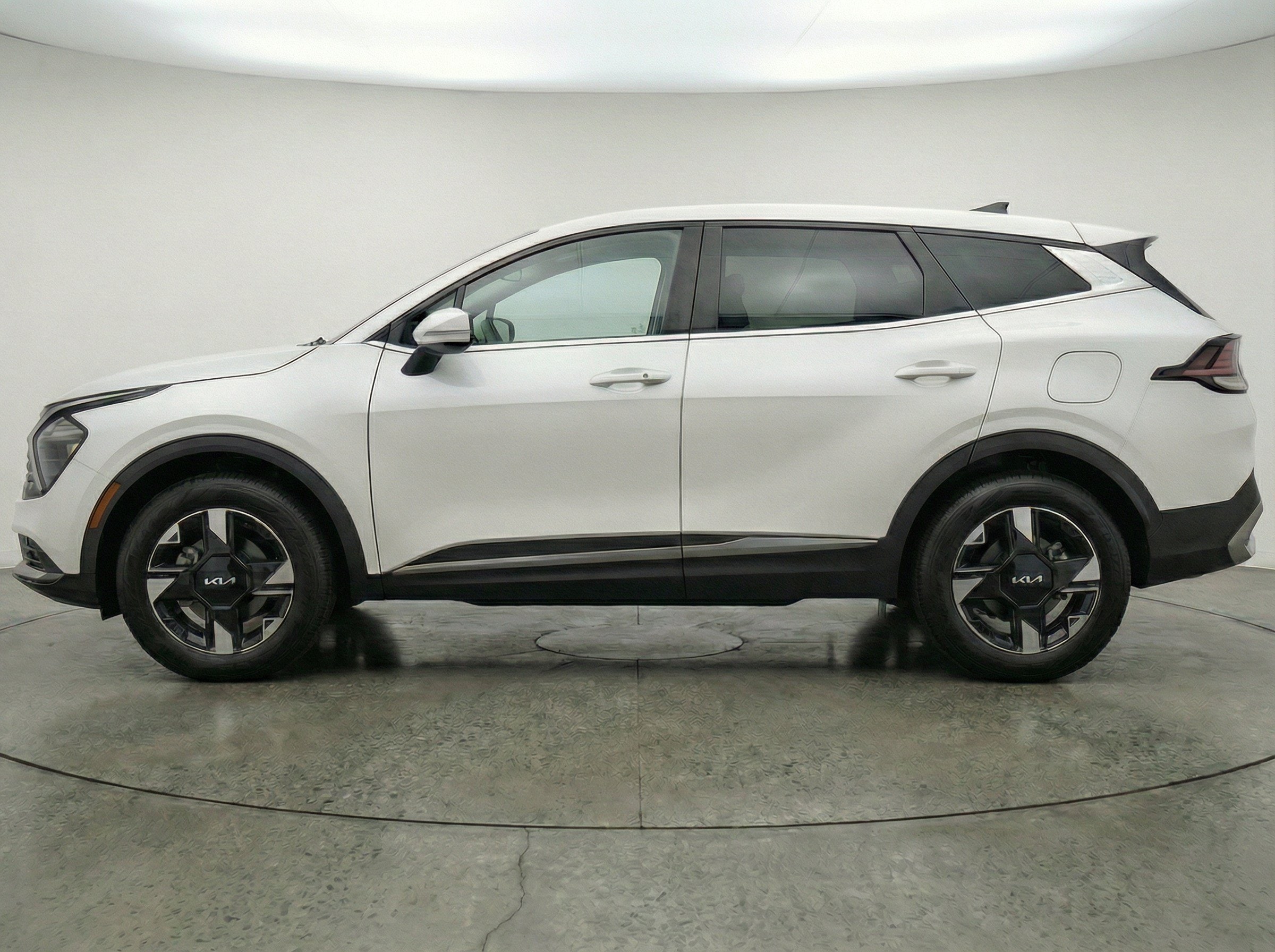 Thumbnail: 2026 Kia Sportage - 5