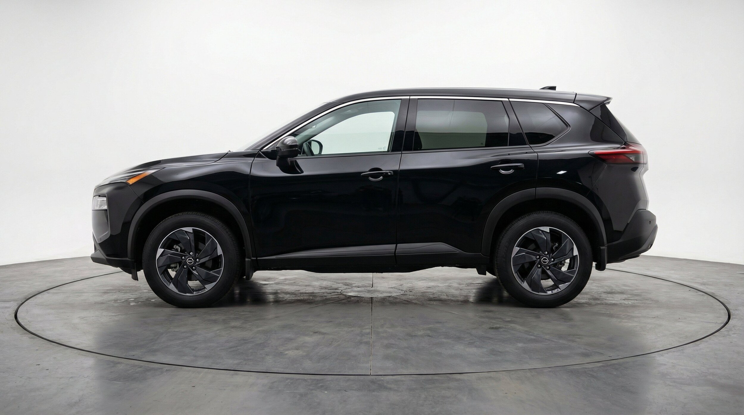 Thumbnail: 2025 Nissan Rogue - 5