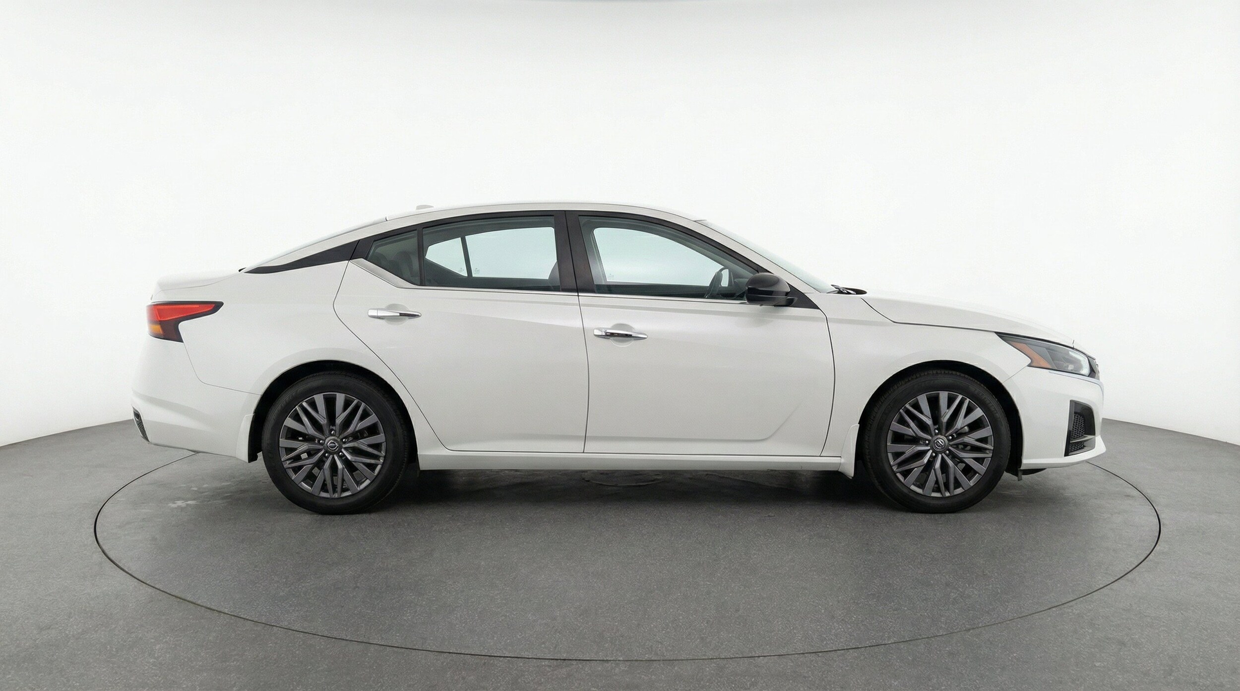 Thumbnail: 2025 Nissan Altima - 11
