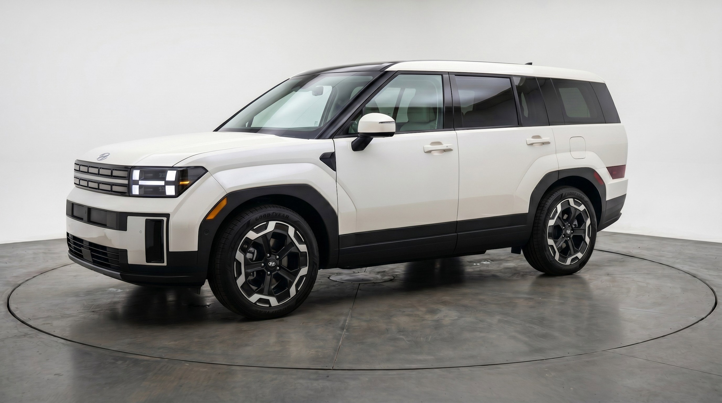 Thumbnail: 2025 Hyundai Santa Fe - 3