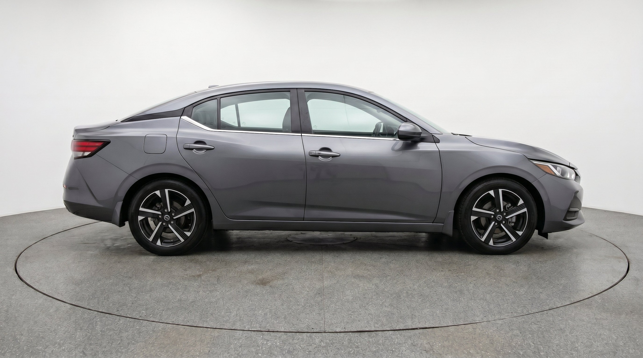 Thumbnail: 2025 Nissan Sentra - 10