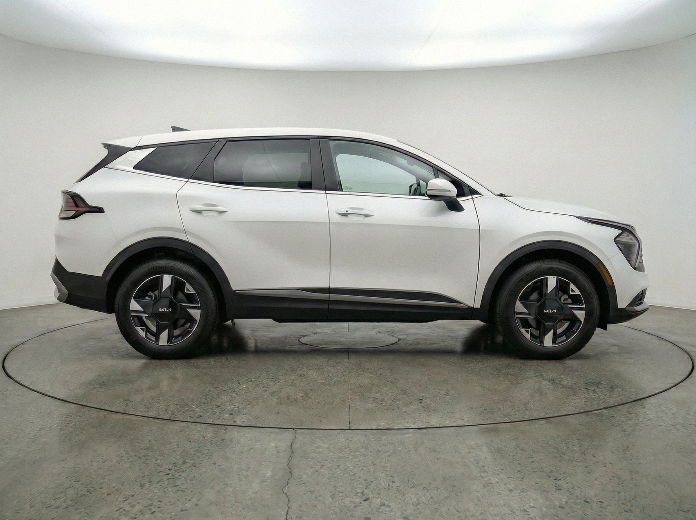 Thumbnail: 2026 Kia Sportage - 11