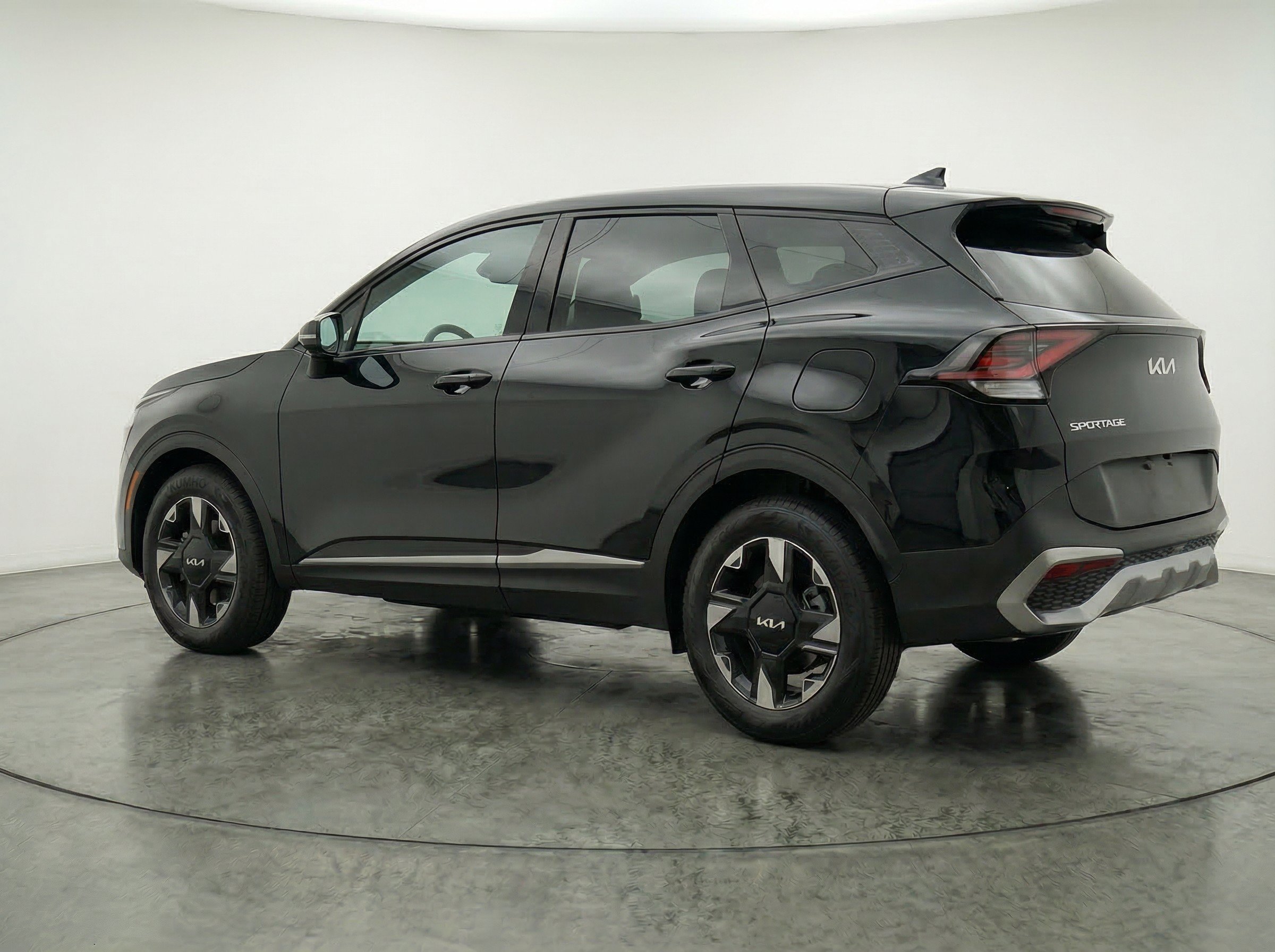 Thumbnail: 2026 Kia Sportage - 6