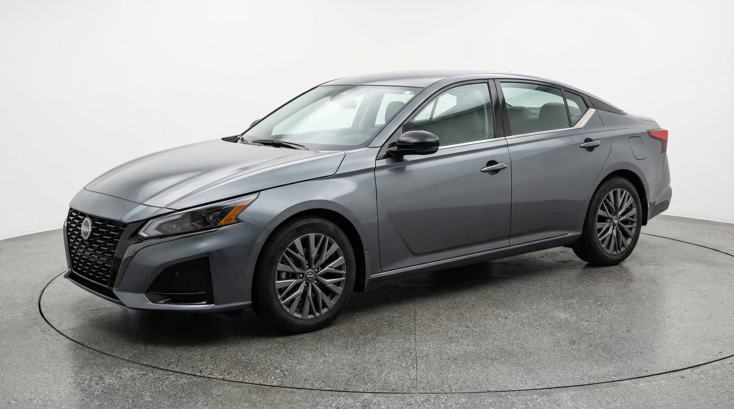 Thumbnail: 2025 Nissan Altima - 3