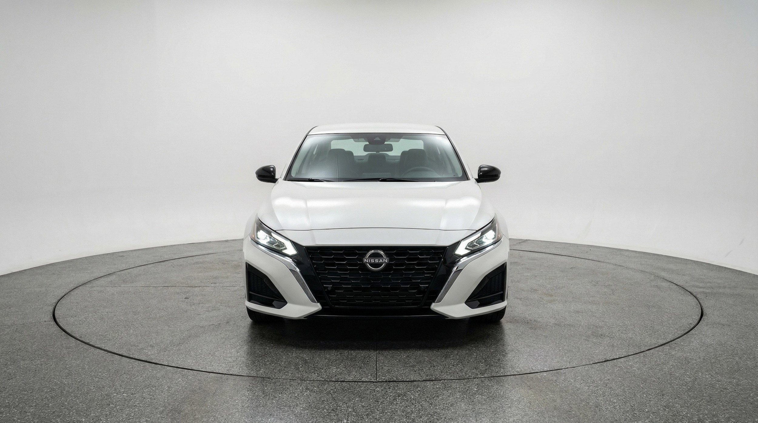 Thumbnail: 2025 Nissan Altima - 2