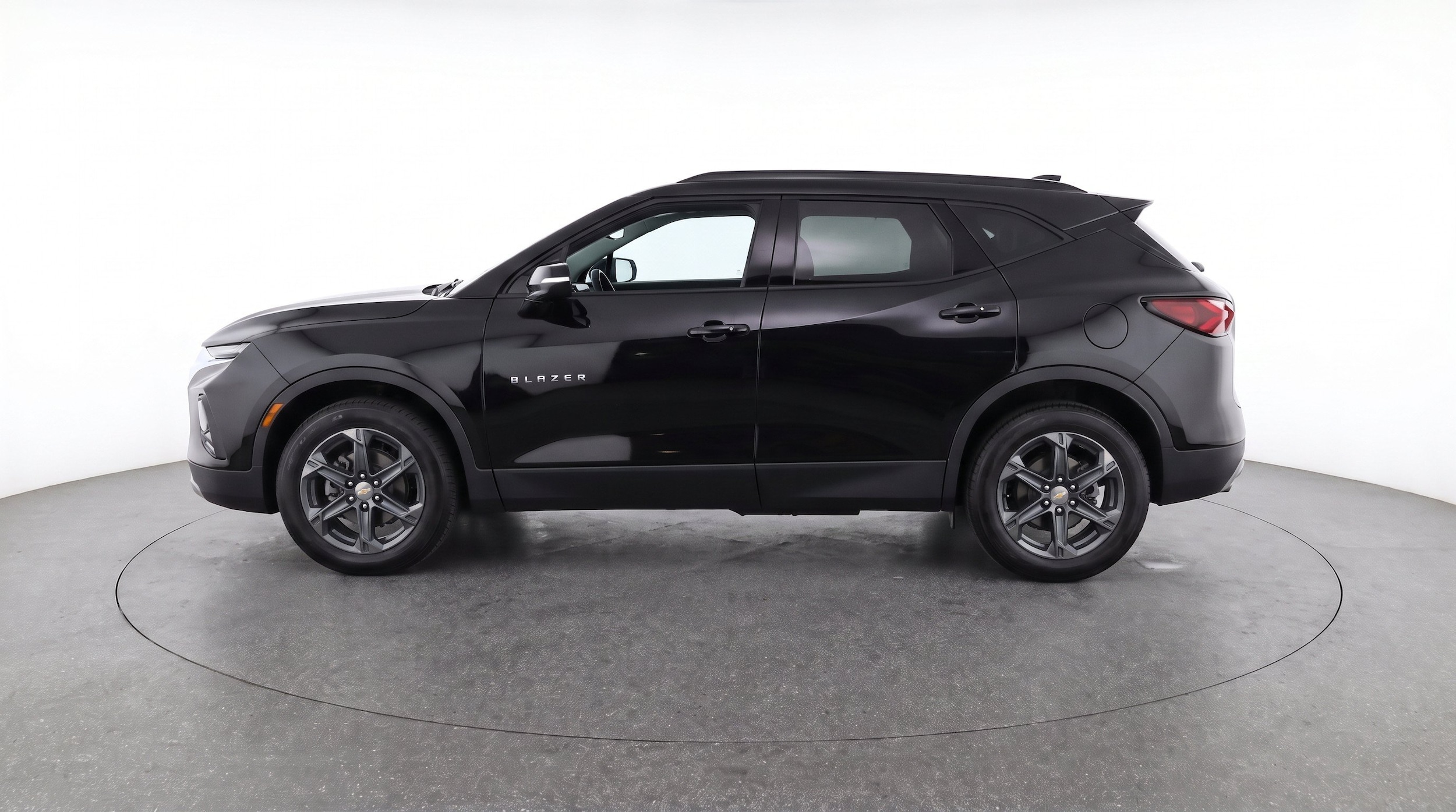 Thumbnail: 2025 Chevrolet Blazer - 5