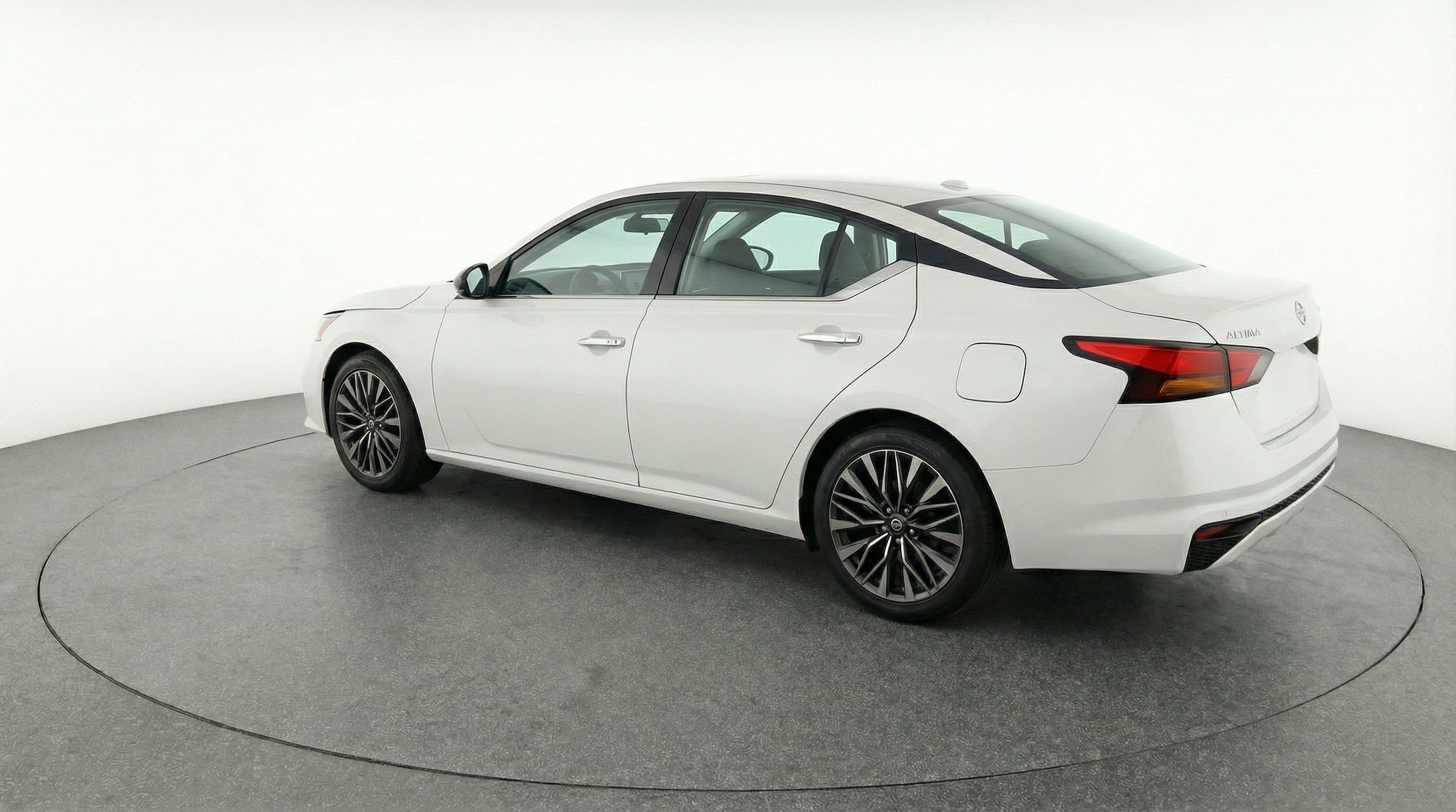 Thumbnail: 2025 Nissan Altima - 6