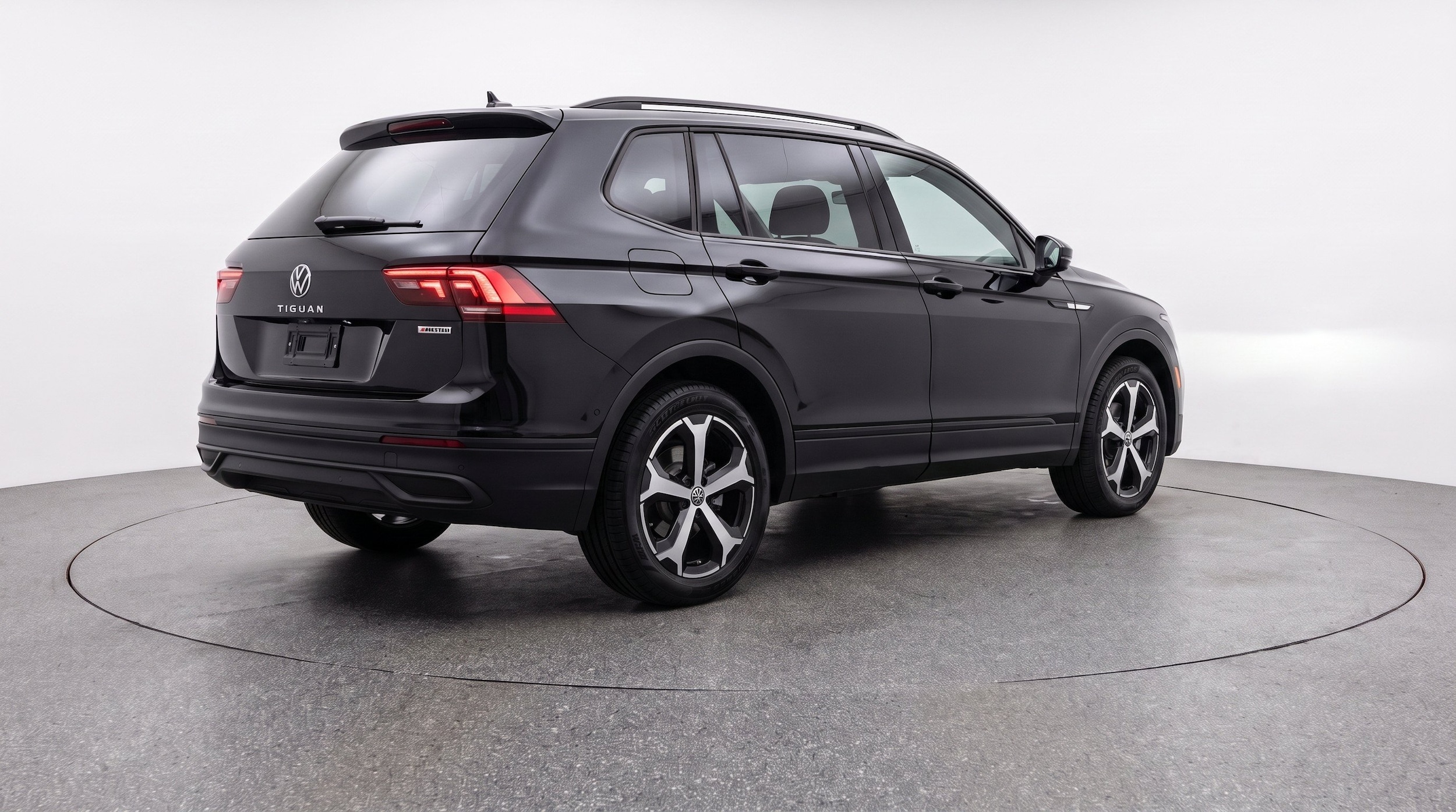 Thumbnail: 2026 Volkswagen Tiguan - 9