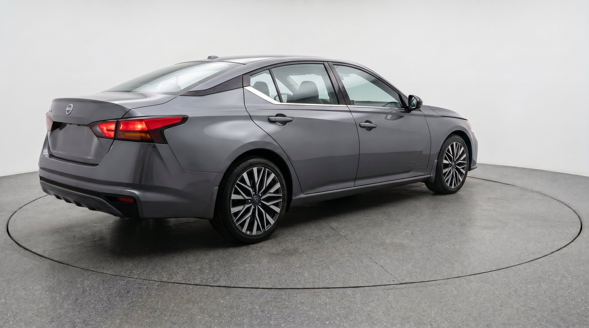 Thumbnail: 2025 Nissan Altima - 9