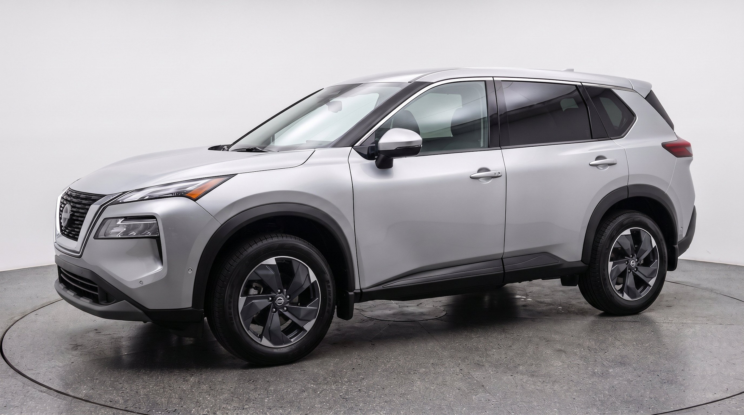 Thumbnail: 2025 Nissan Rogue - 3