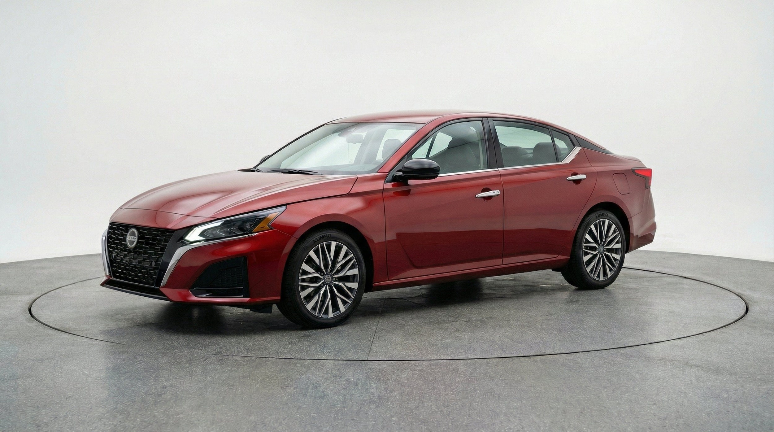 Thumbnail: 2025 Nissan Altima - 3