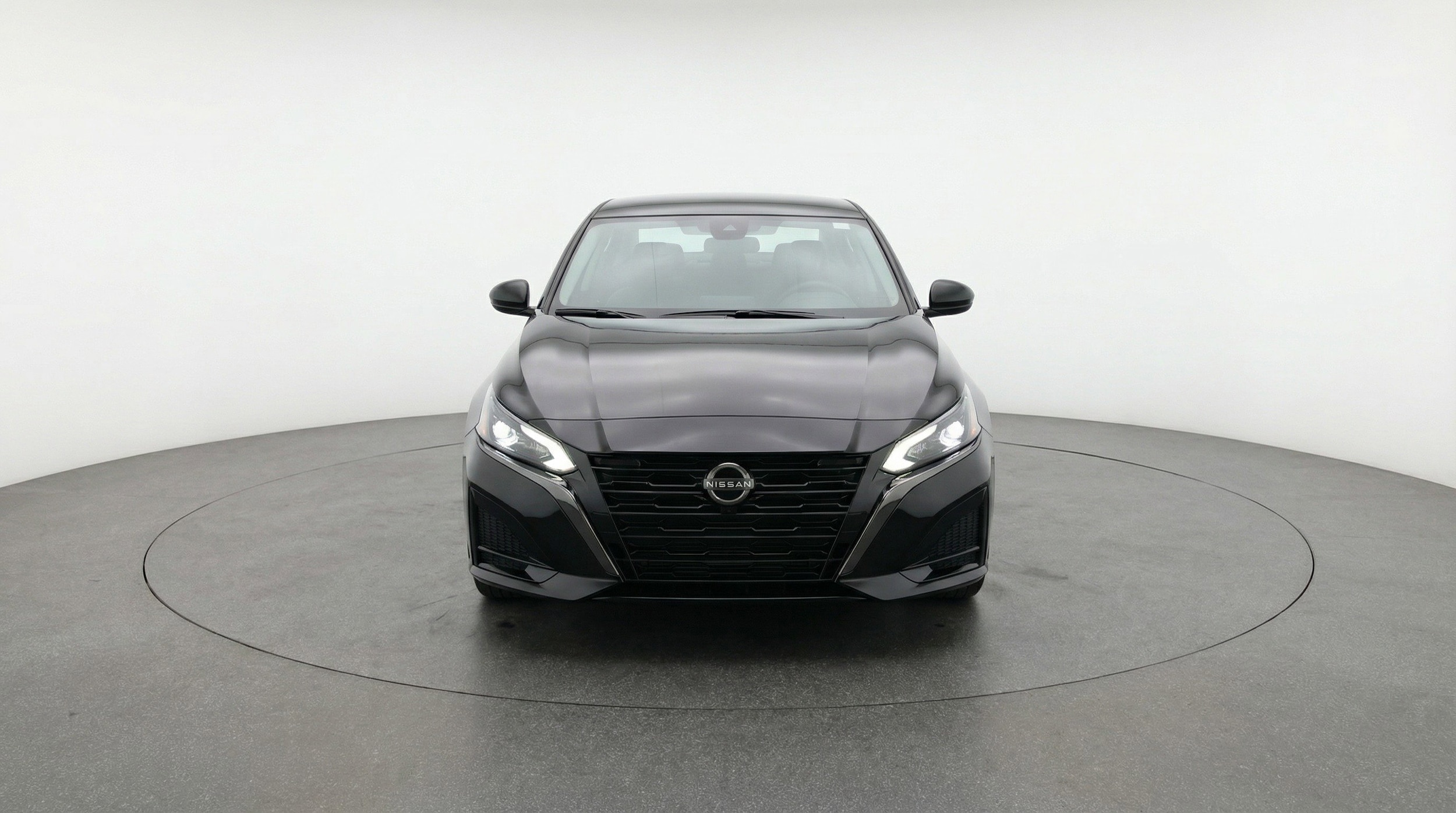 Thumbnail: 2025 Nissan Altima - 2