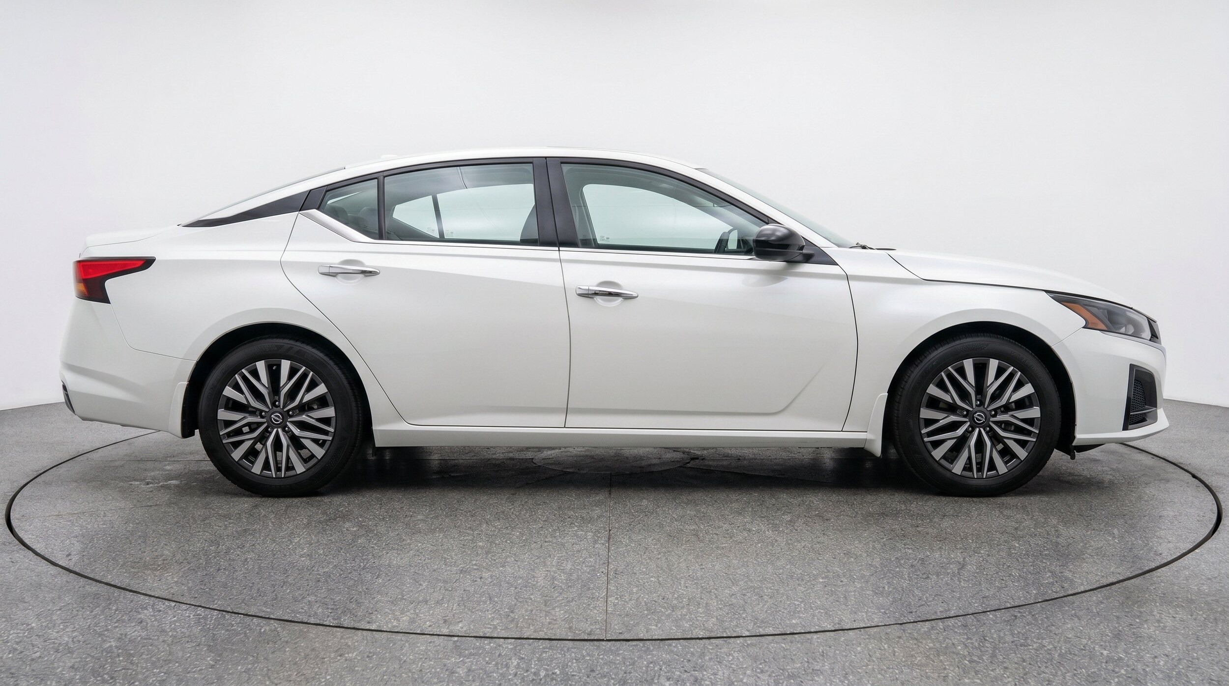 Thumbnail: 2025 Nissan Altima - 11