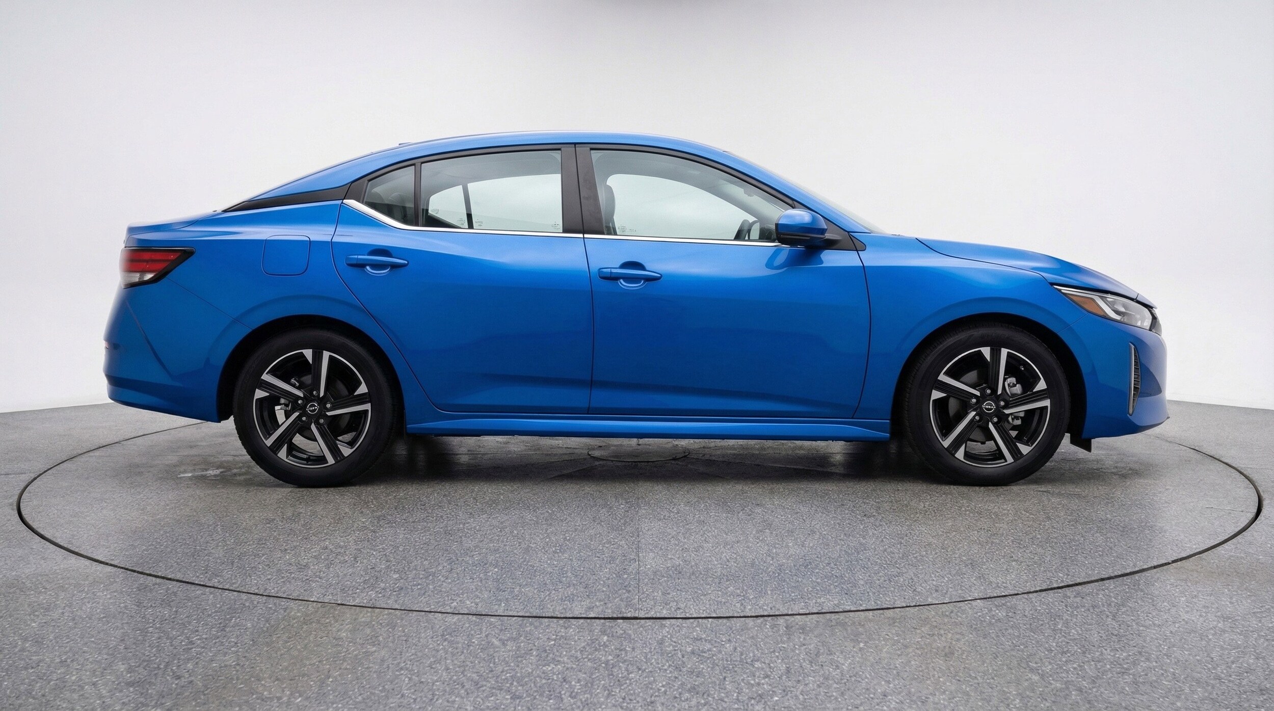 Thumbnail: 2025 Nissan Sentra - 11