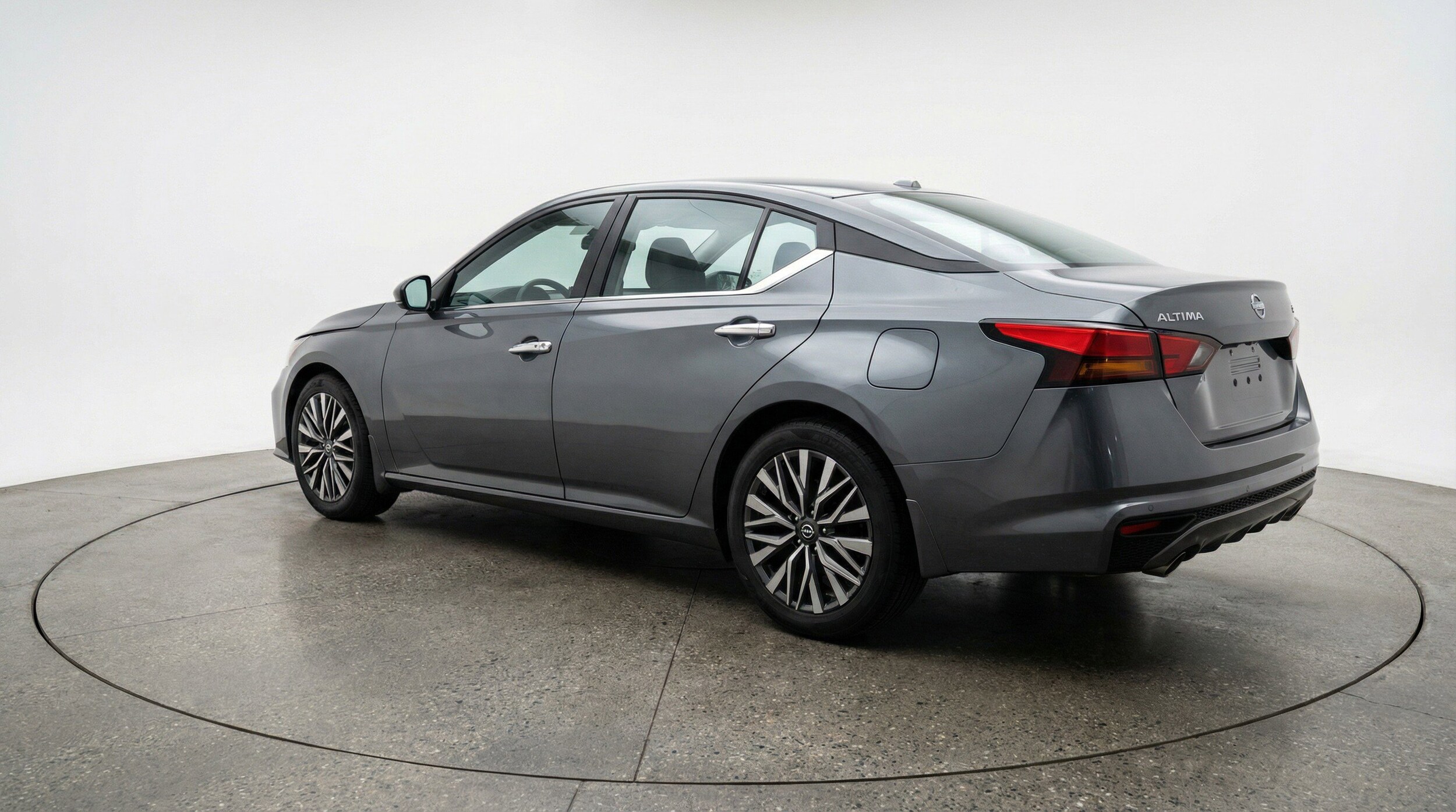 Thumbnail: 2025 Nissan Altima - 6