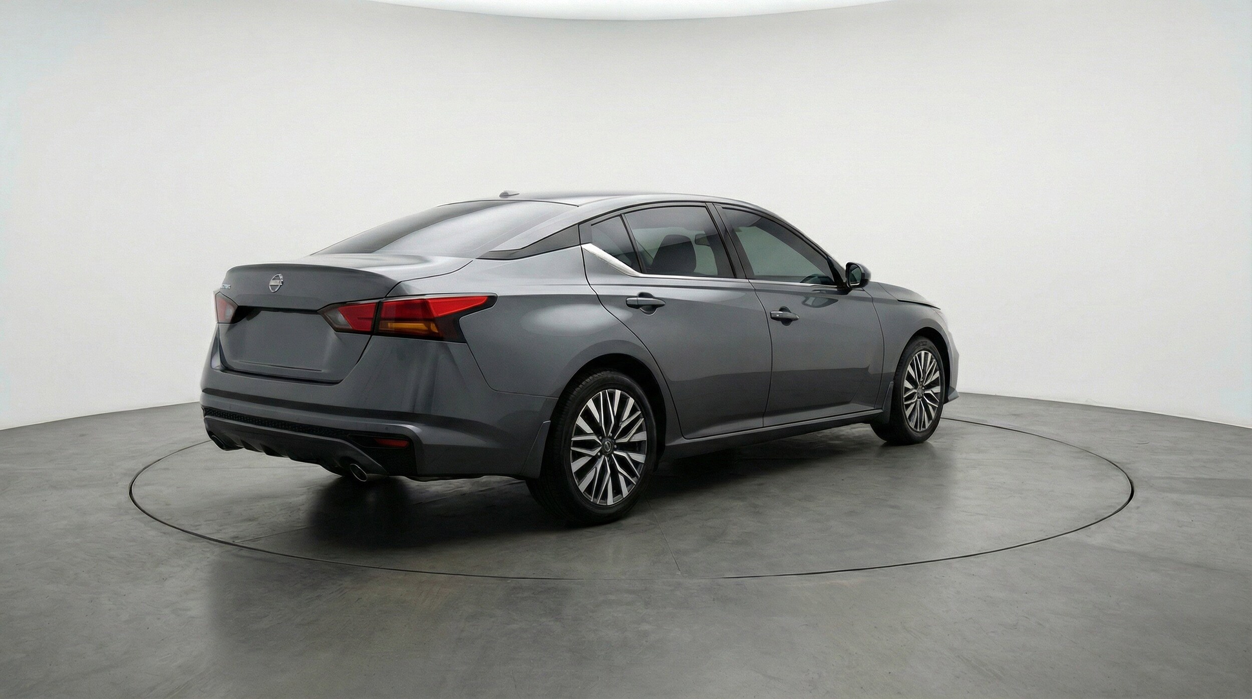 Thumbnail: 2025 Nissan Altima - 9